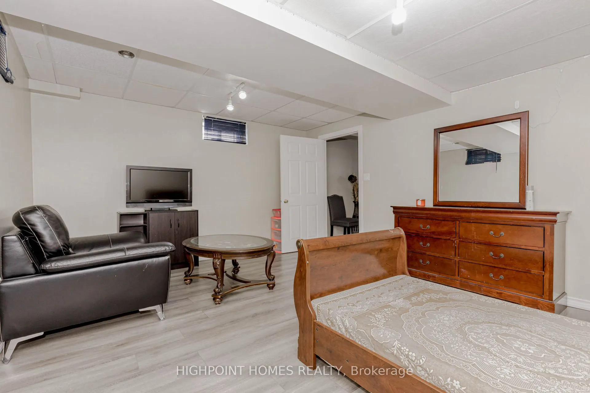 6975 Glory Court N