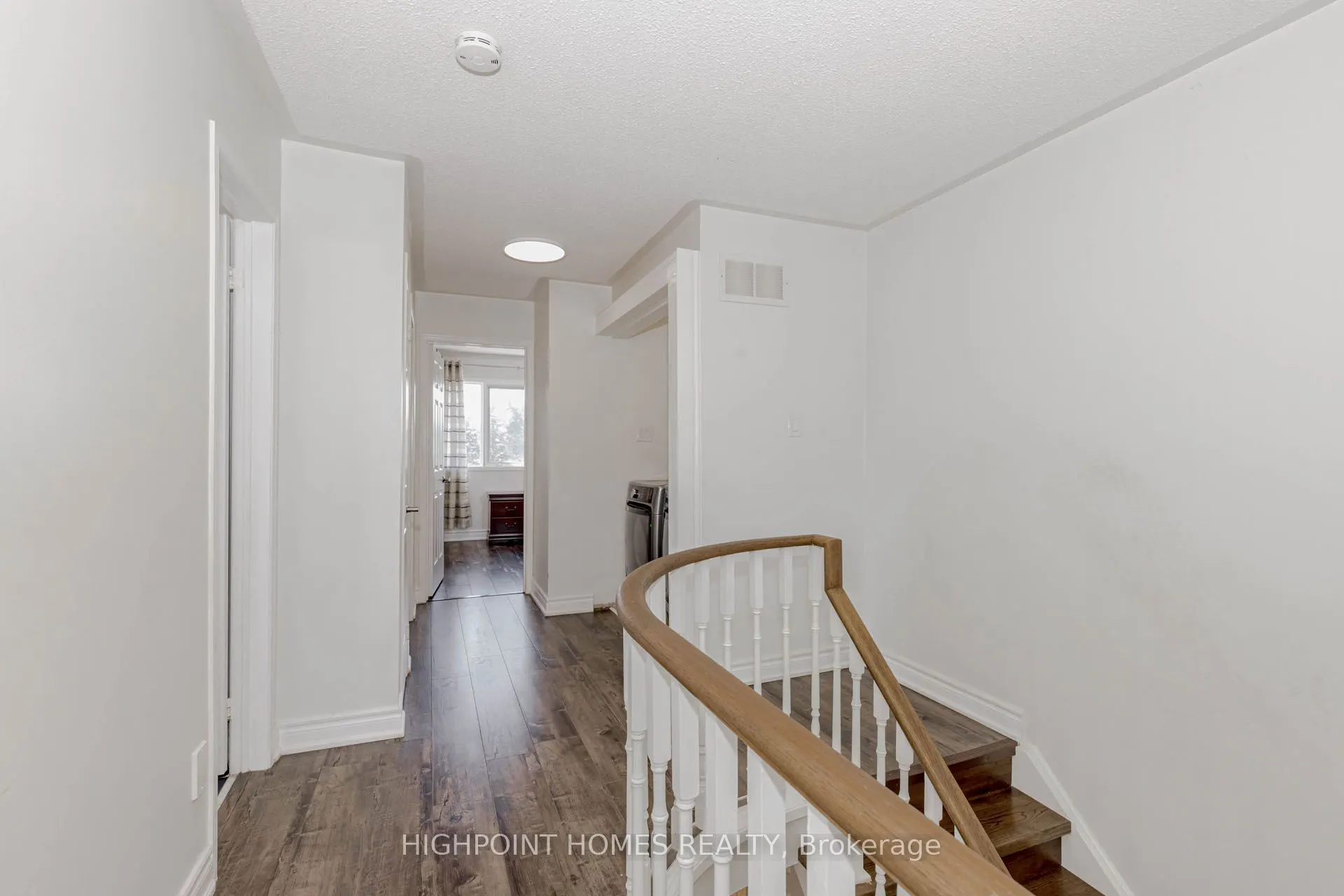 6975 Glory Court N