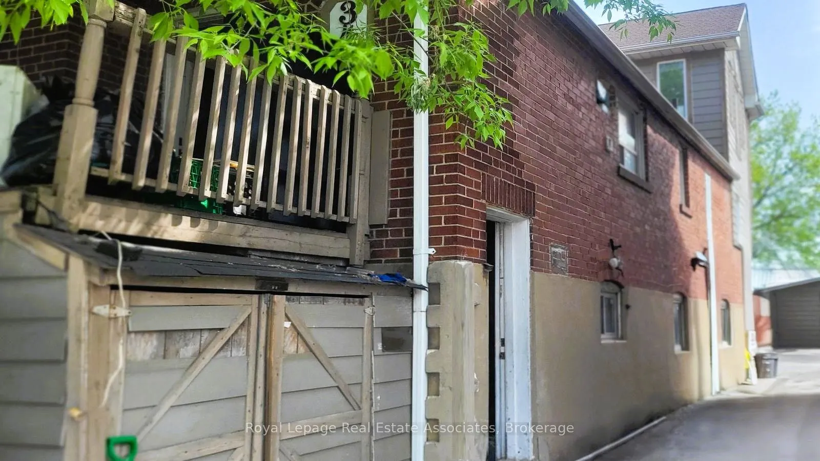 343 Kane Avenue