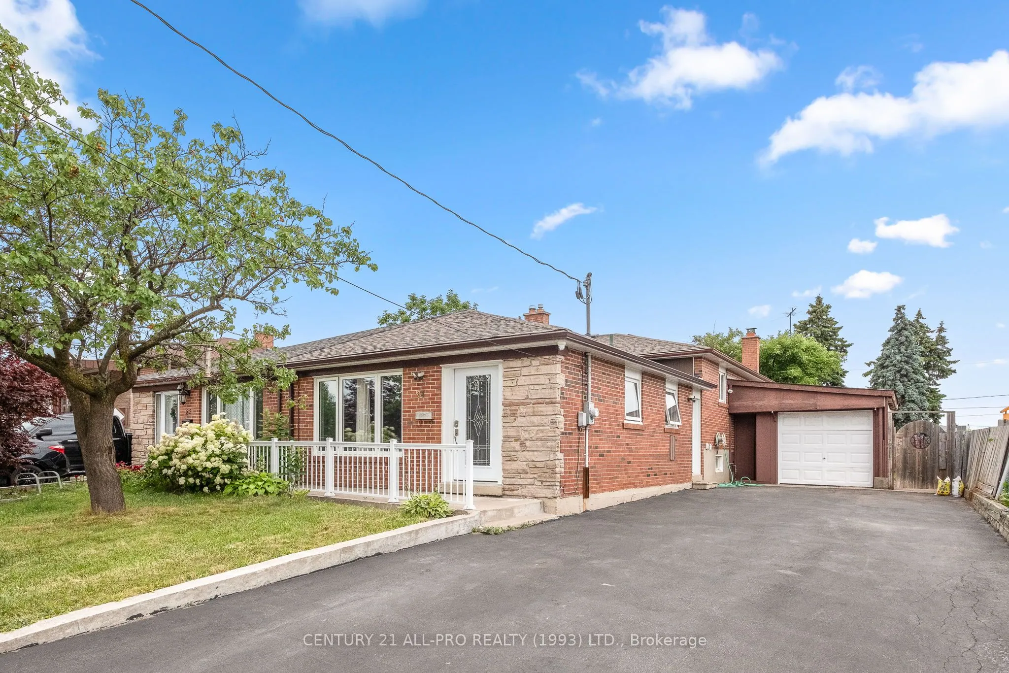 84 Goldsboro Road