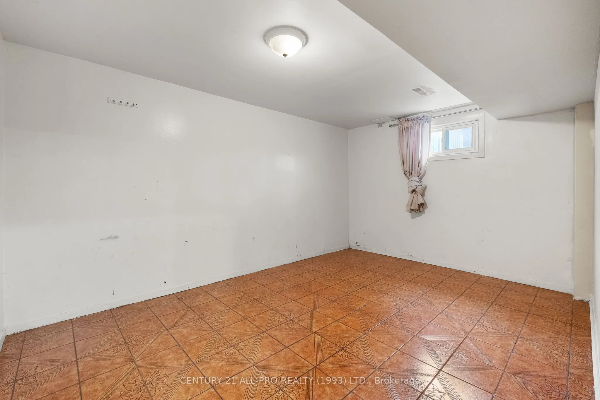 84 Goldsboro Road