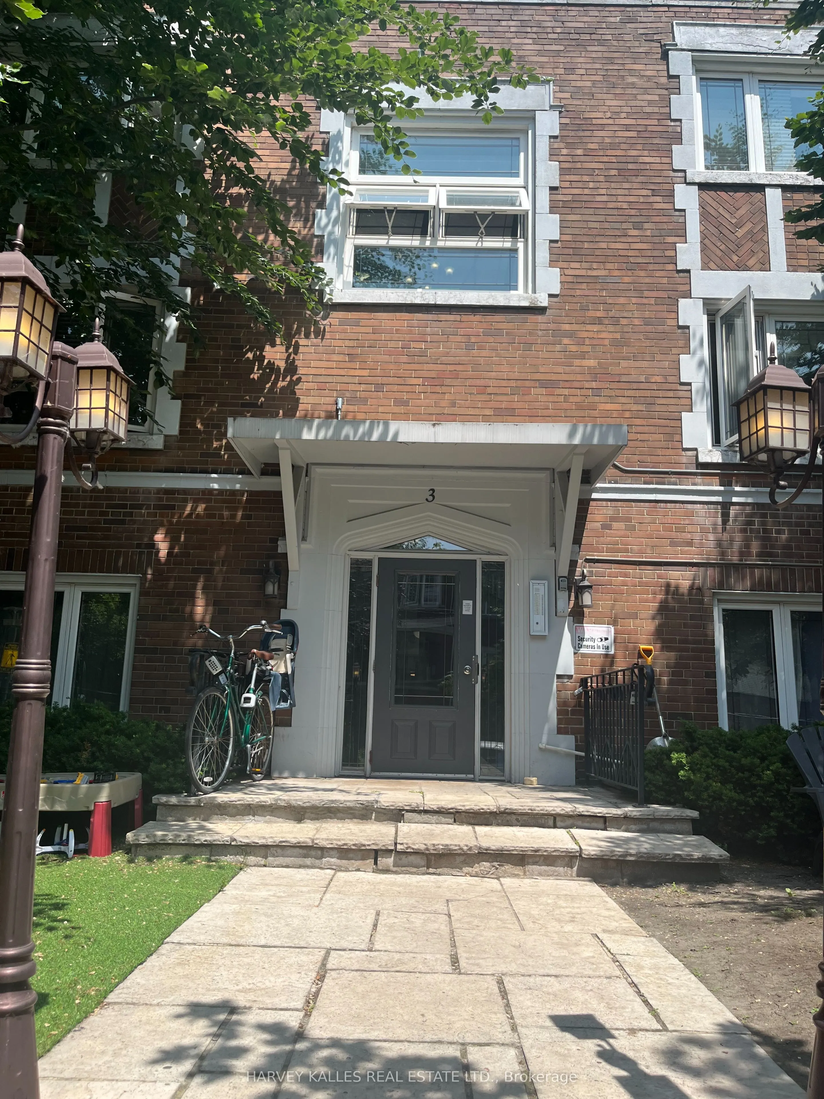 3 Elm Grove Avenue, #27
