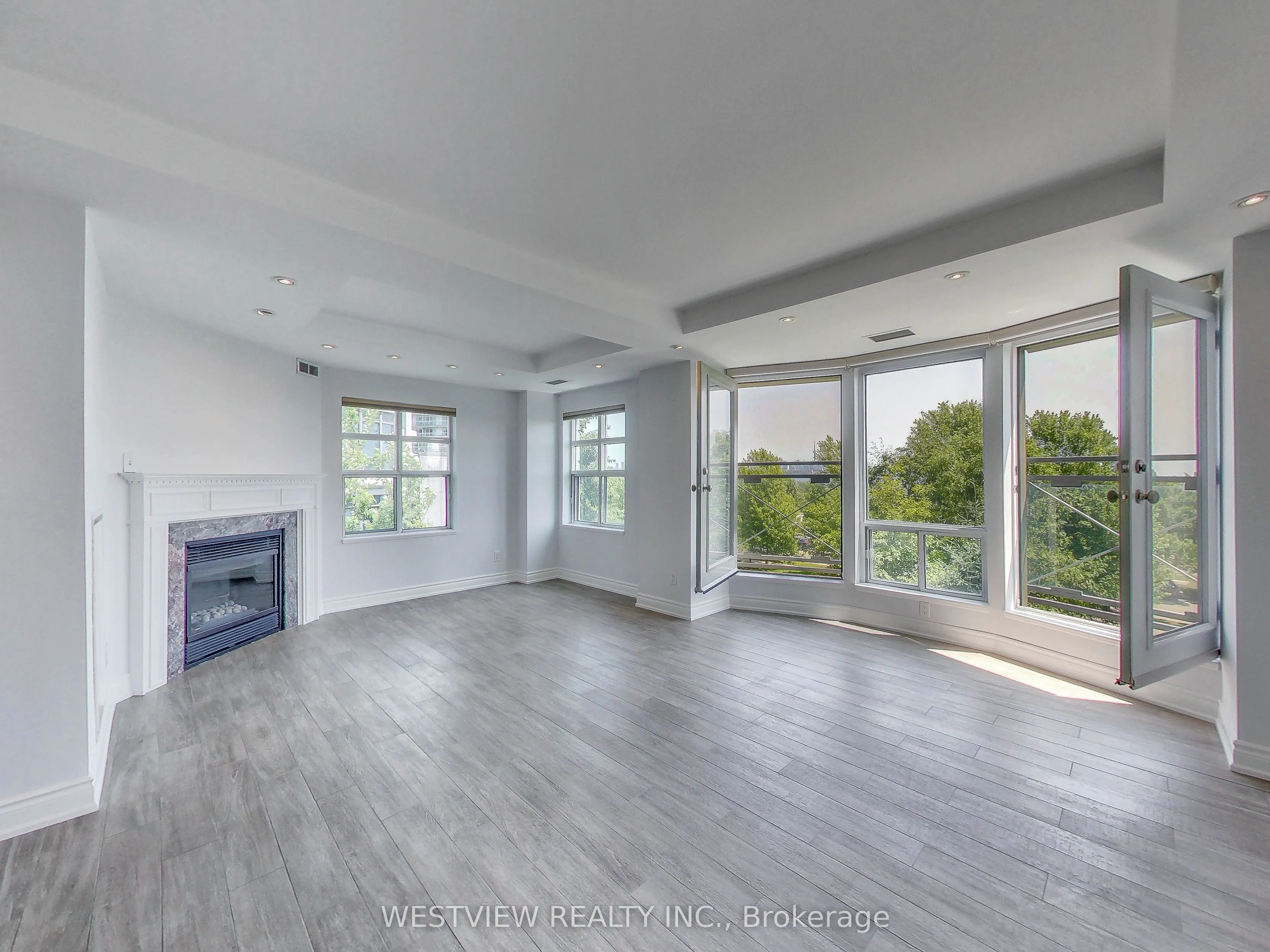 2111 Lake Shore Boulevard #116
