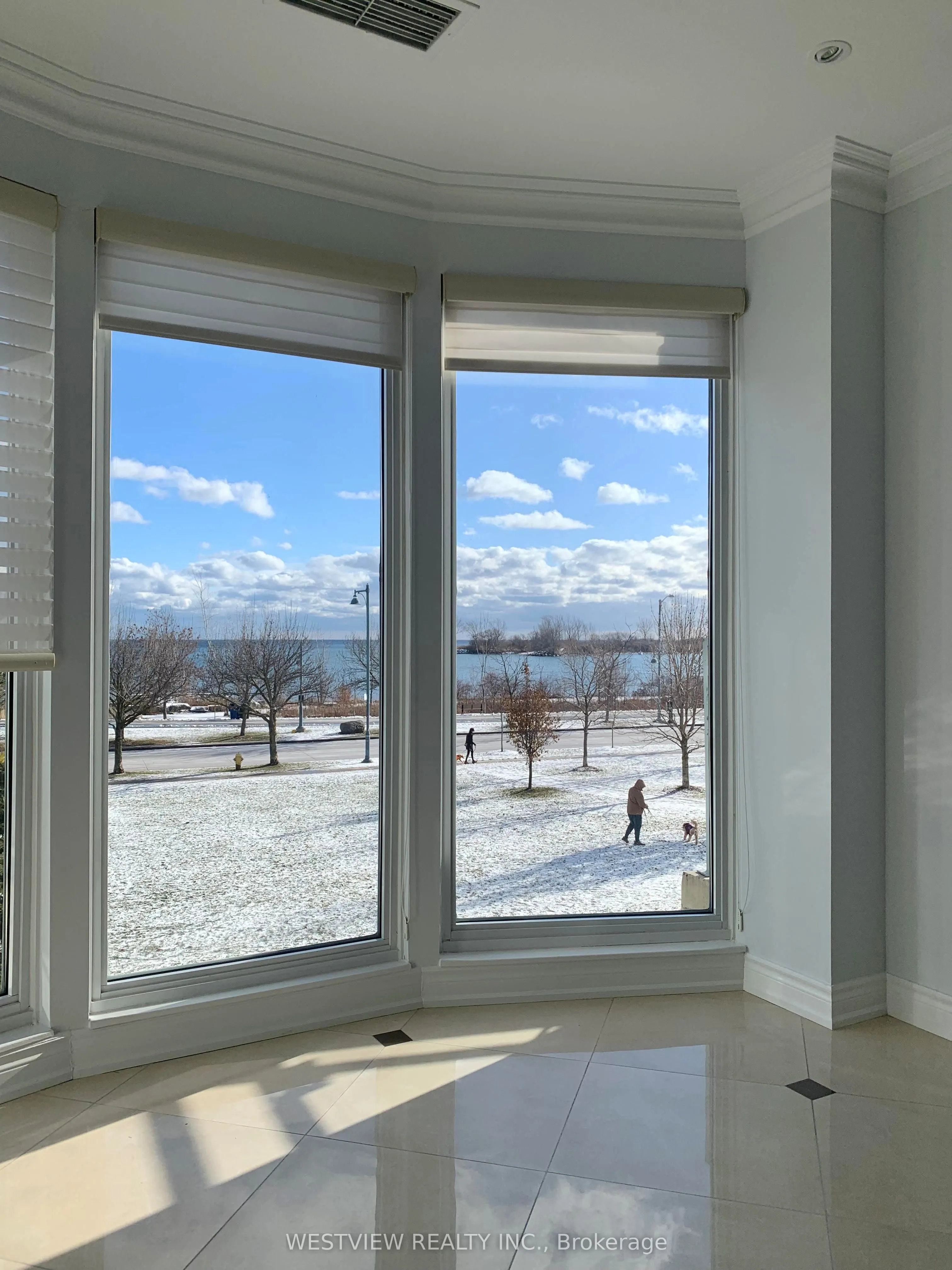 2111 Lake Shore Boulevard #116