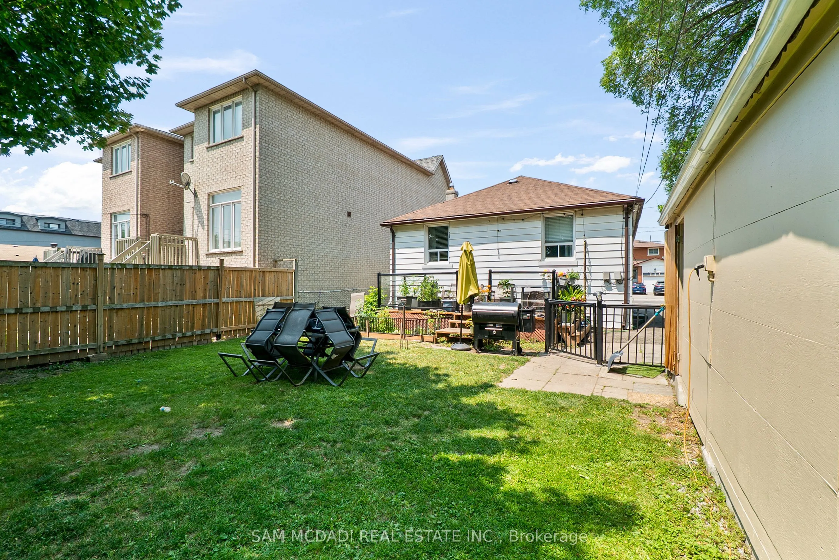 349 Melrose Street