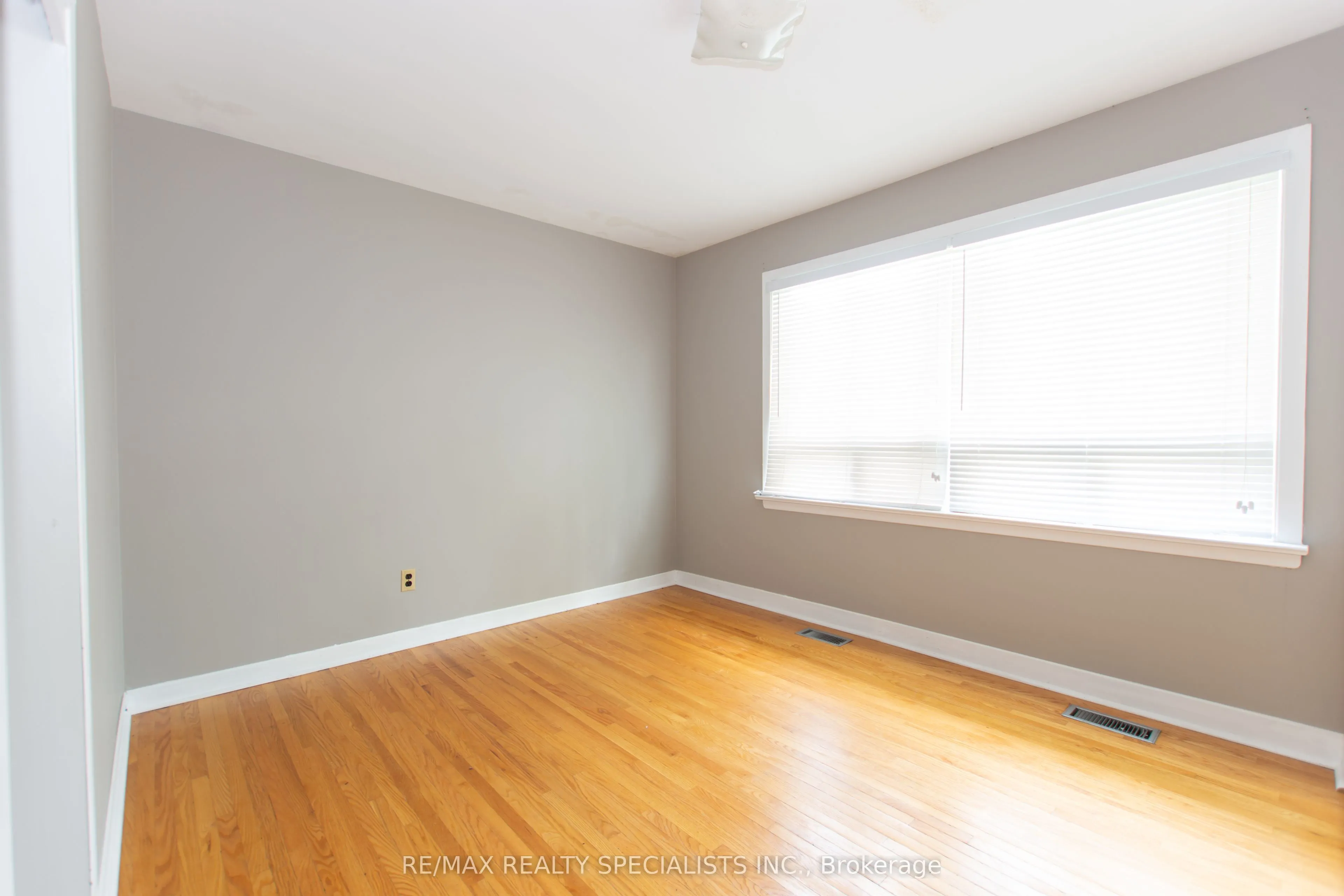 1319 Rebecca Street