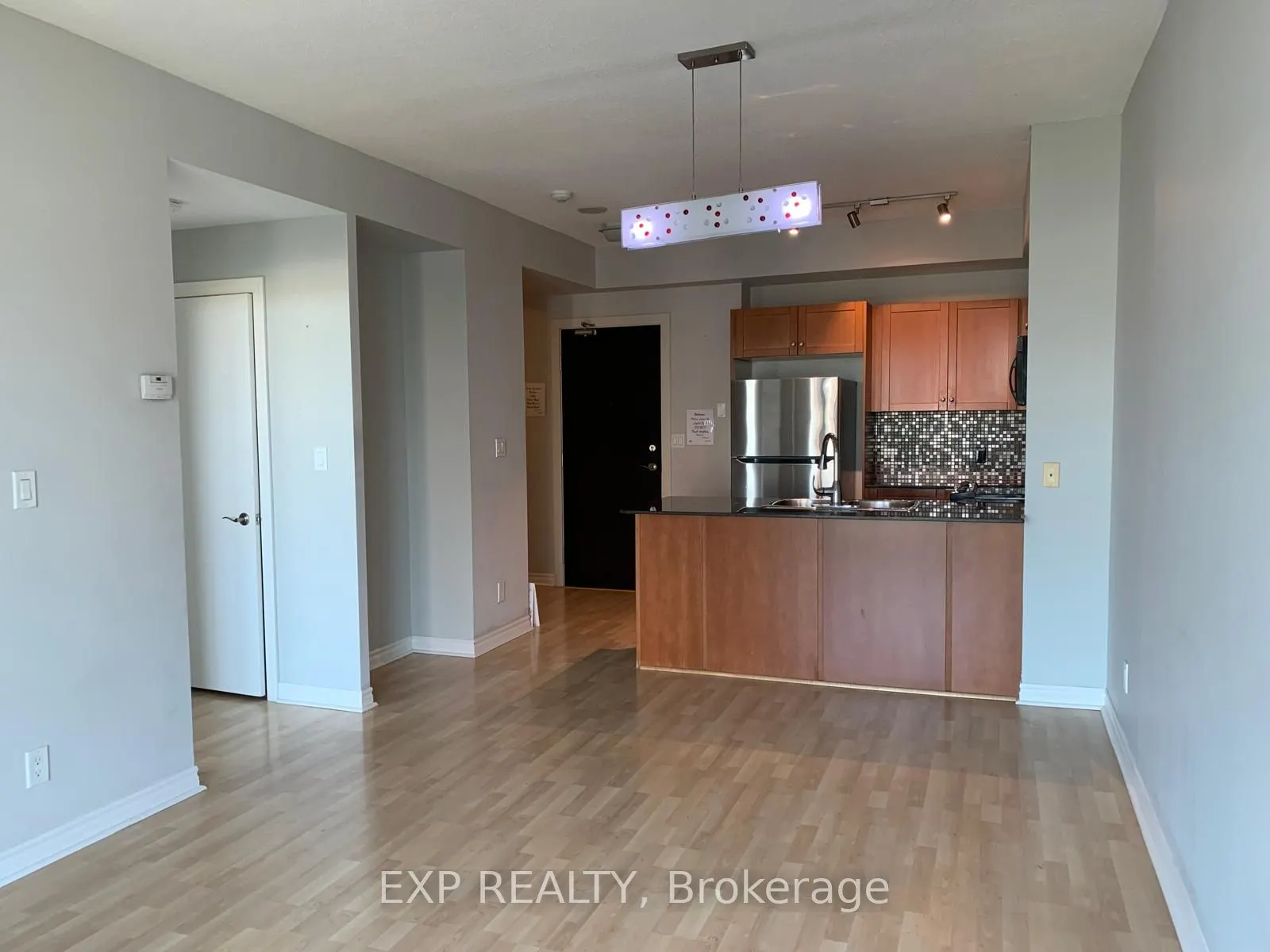 1359 Rathburn Road E, #904