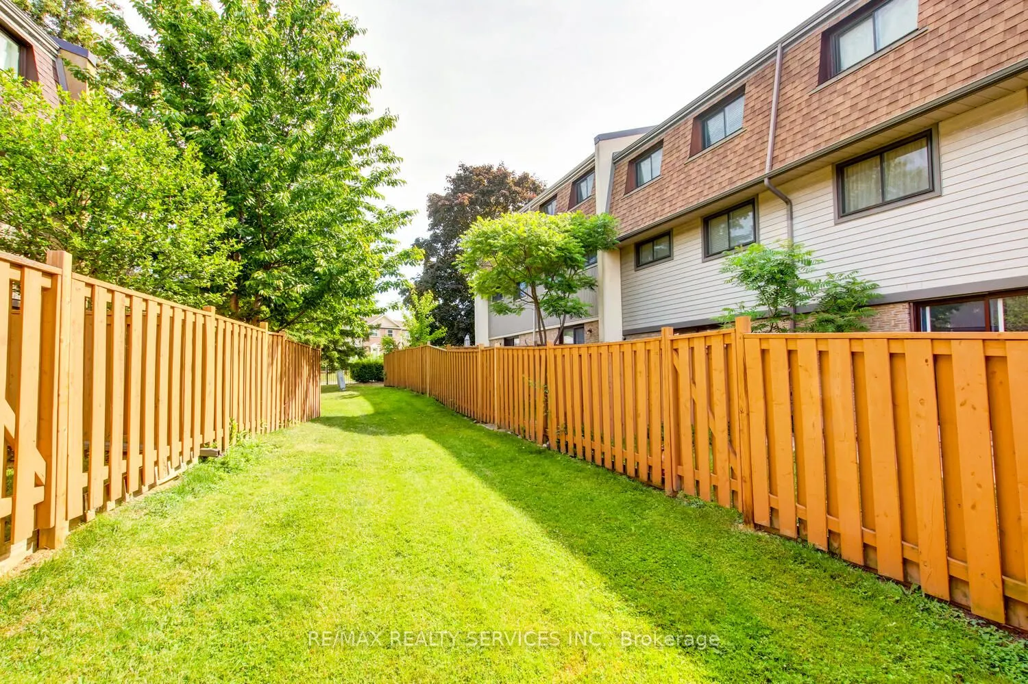 112 Ashton Crescent, #112