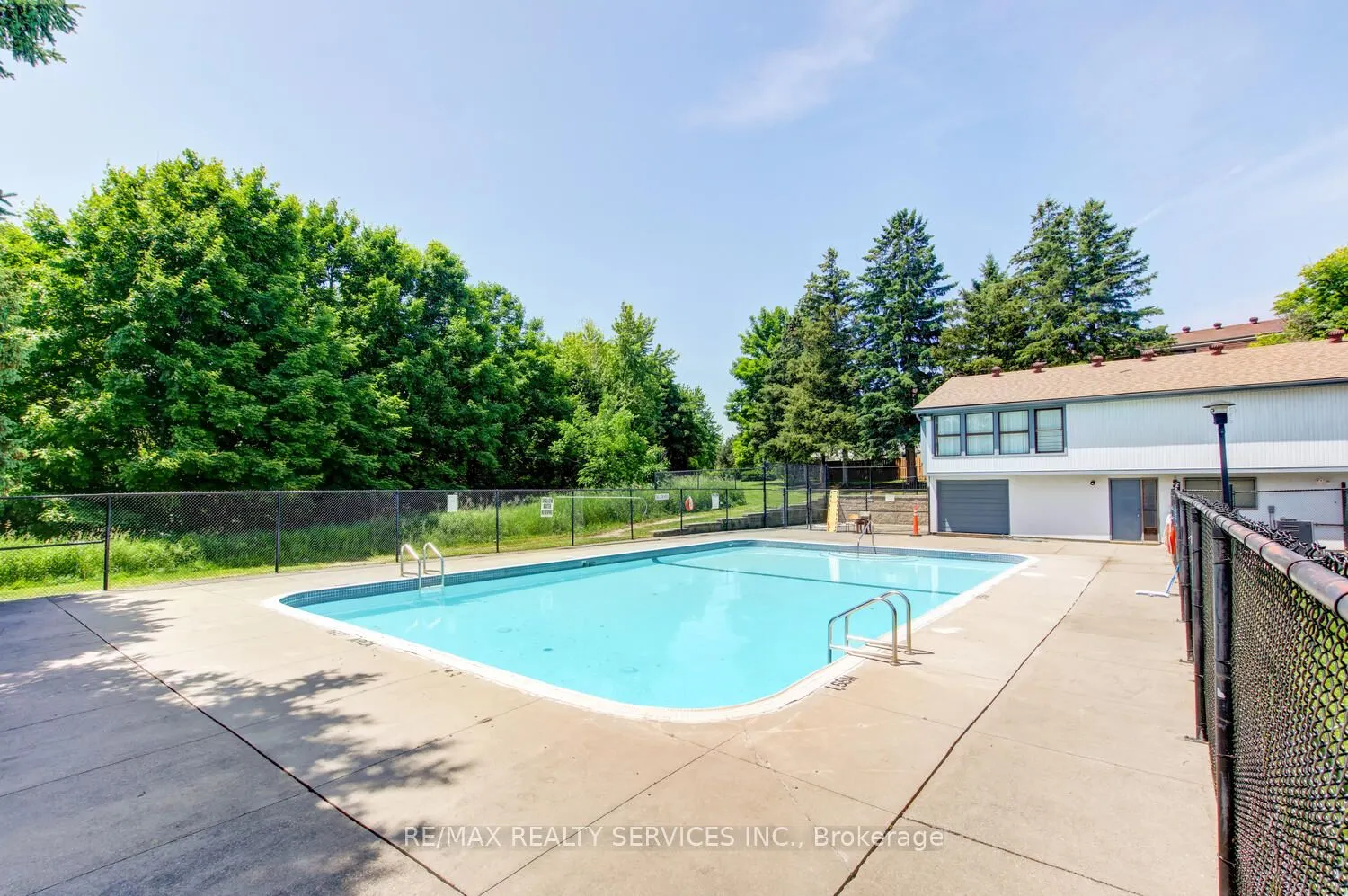 112 Ashton Crescent, #112