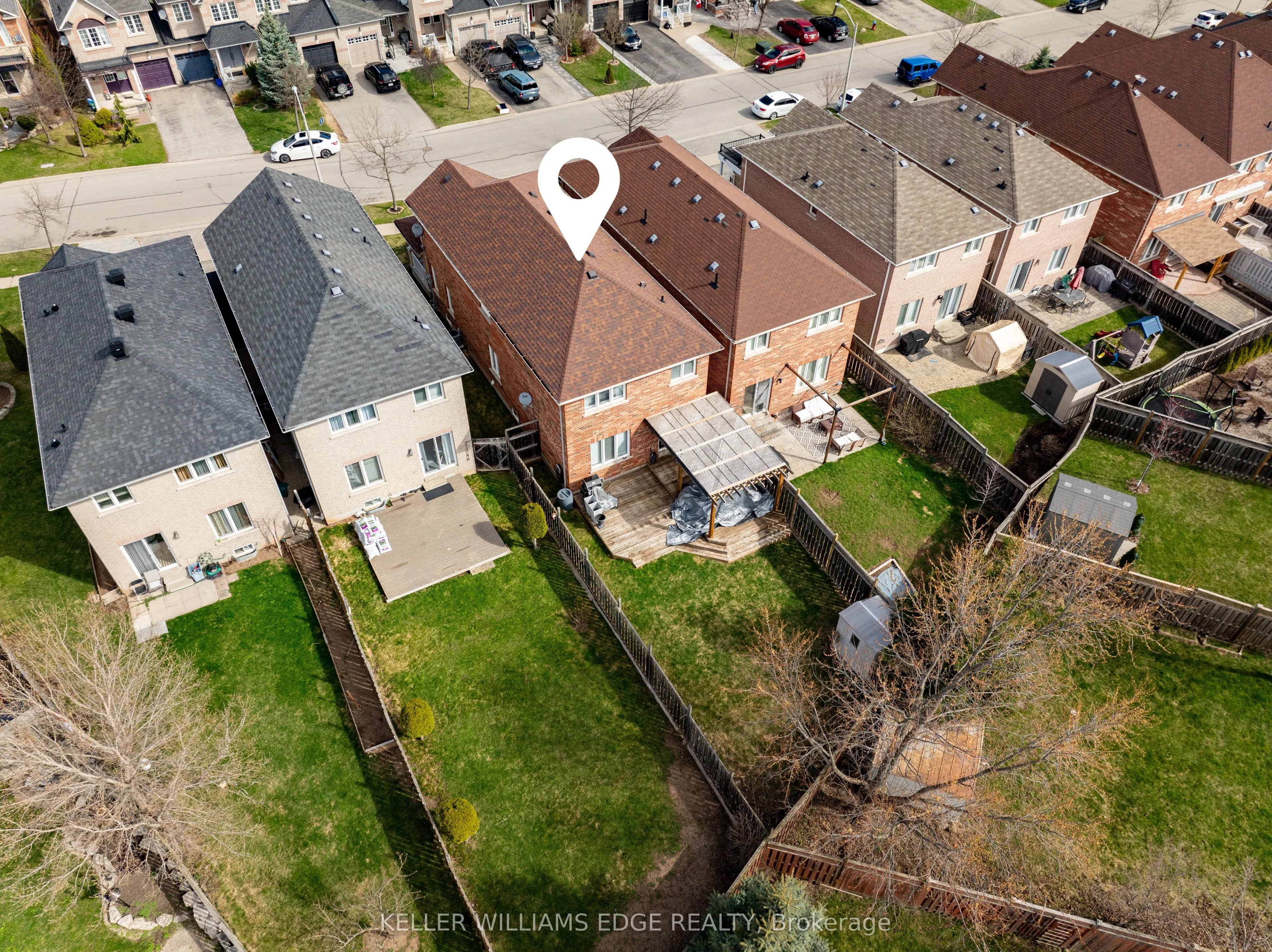 85 Mowat Crescent