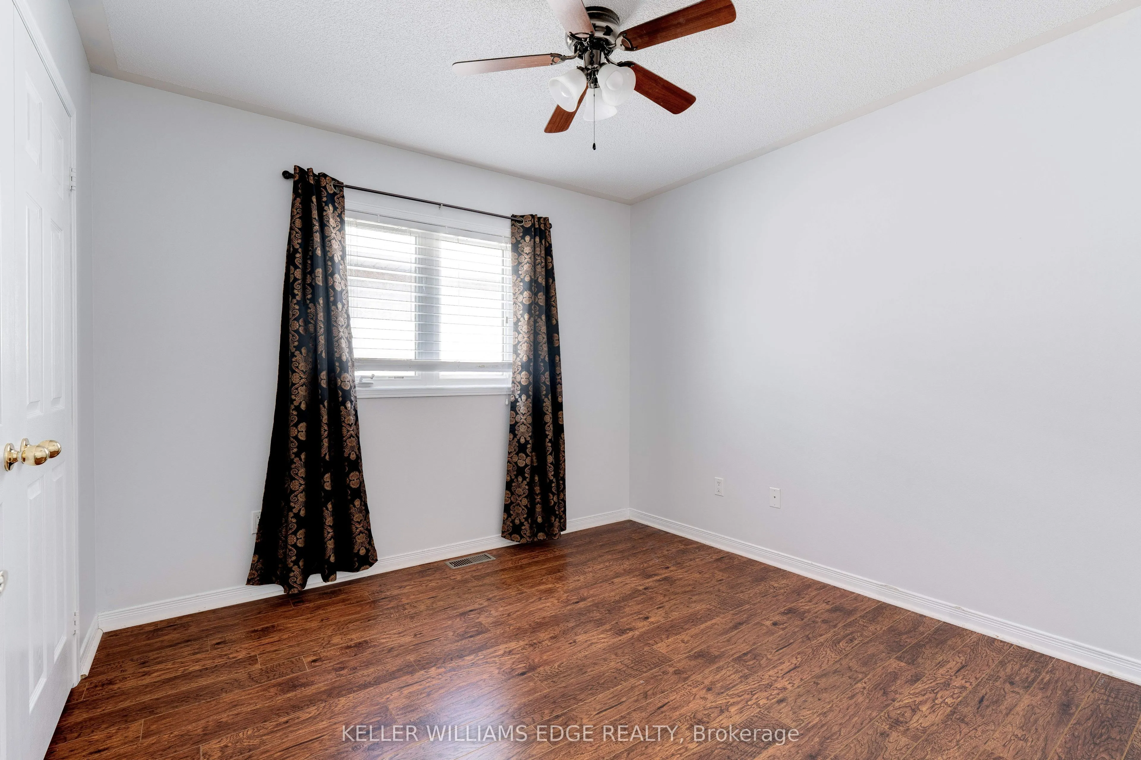 85 Mowat Crescent