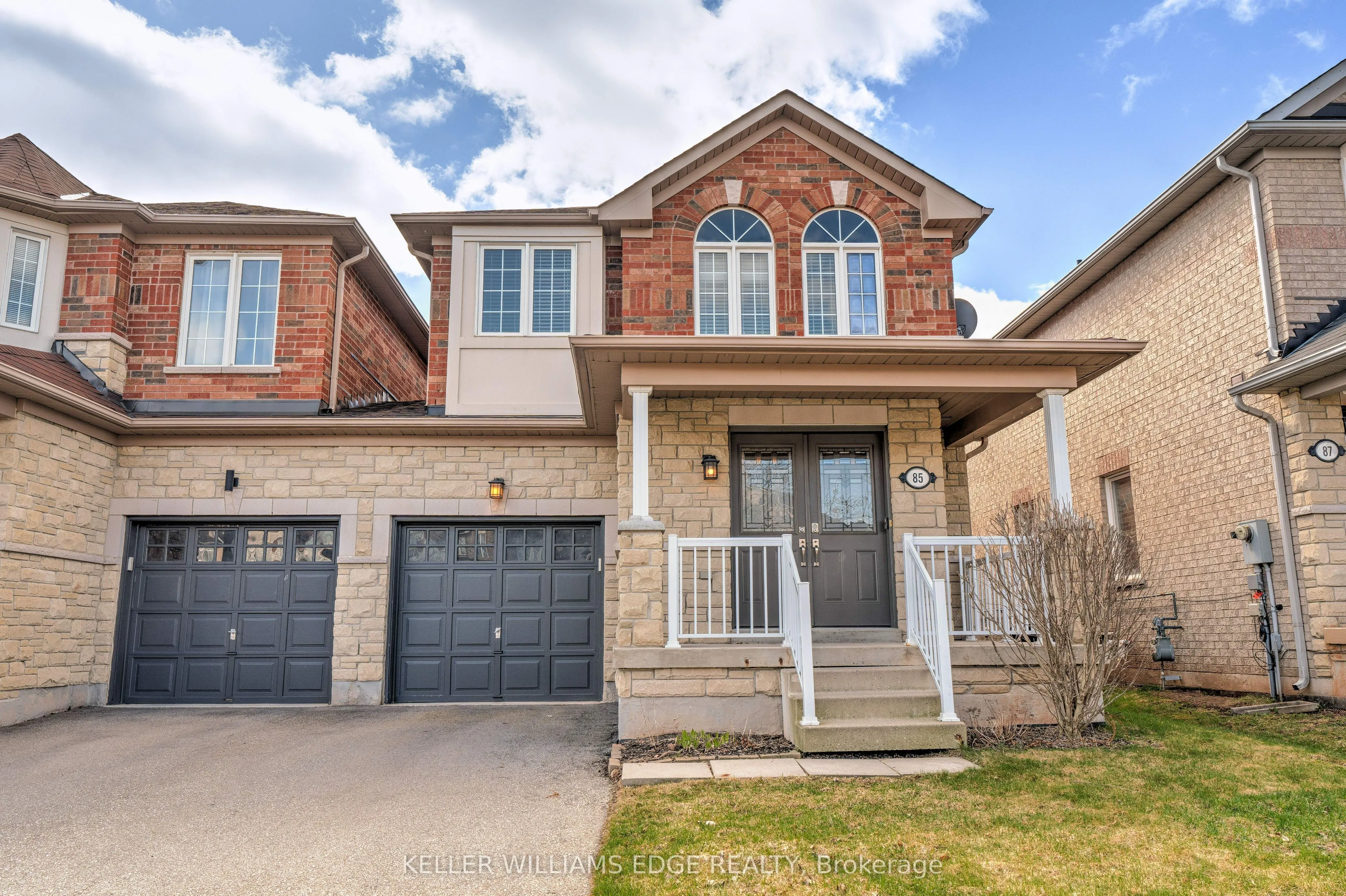 85 Mowat Crescent
