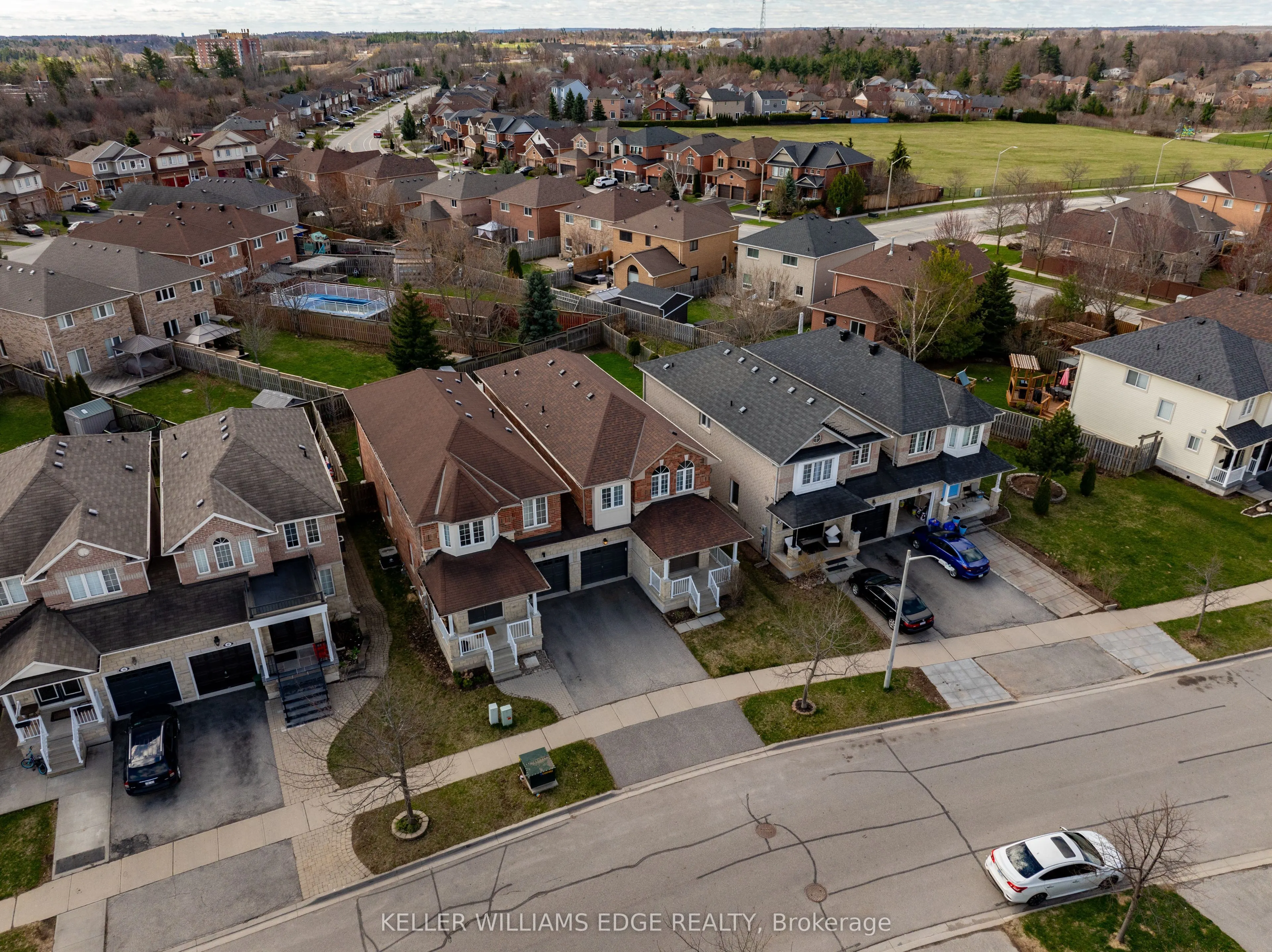 85 Mowat Crescent