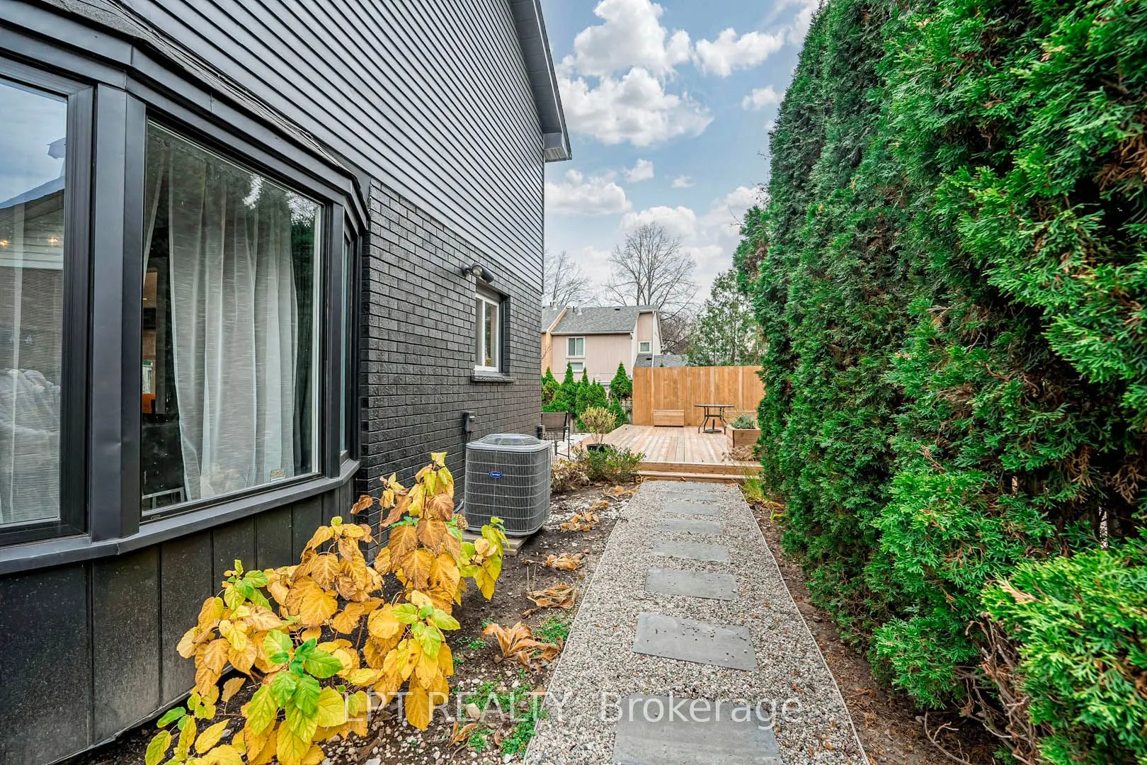 680 Powell Court