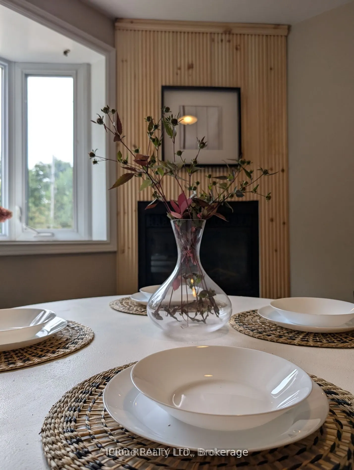 11 Maple Lane, #Upper