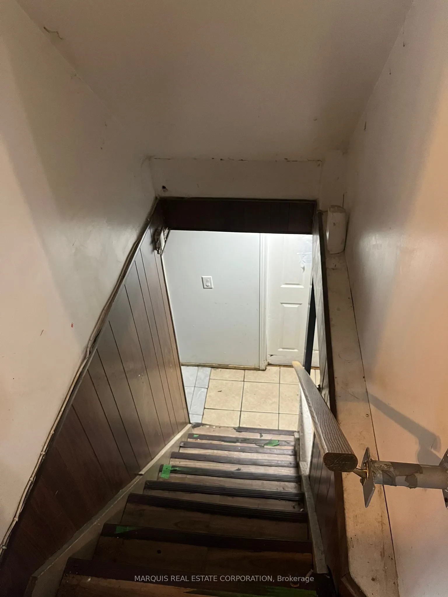 14 Cardell Avenue