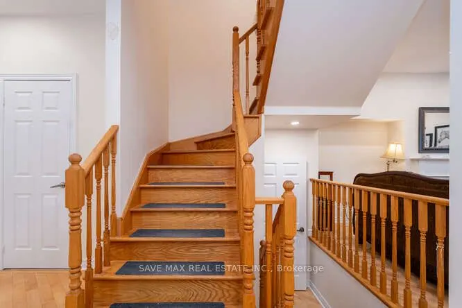 3452 Eglinton Avenue W