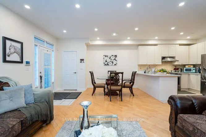 3452 Eglinton Avenue W