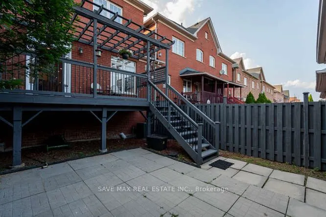 3452 Eglinton Avenue W