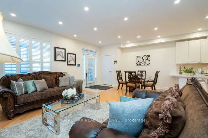 3452 Eglinton Avenue W