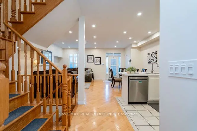 3452 Eglinton Avenue W