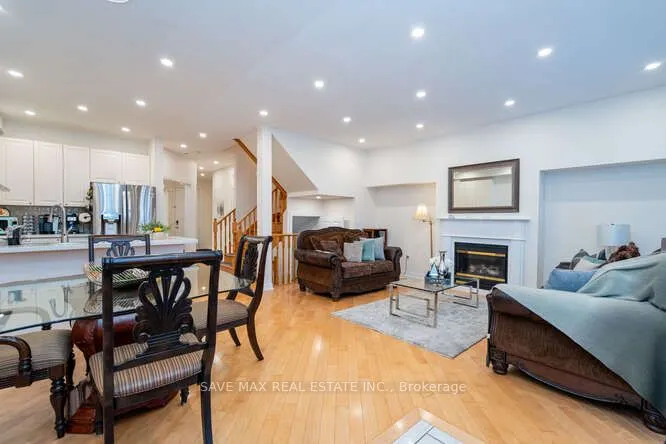 3452 Eglinton Avenue W