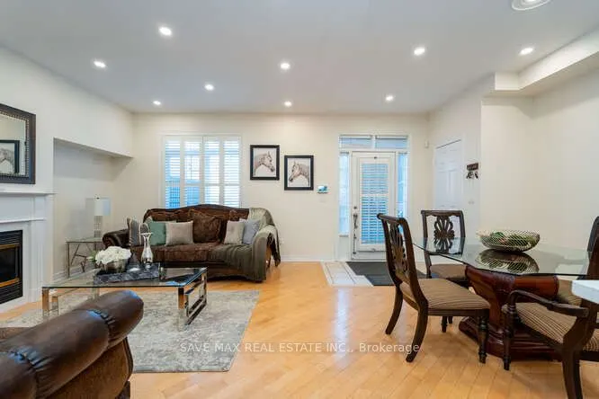 3452 Eglinton Avenue W