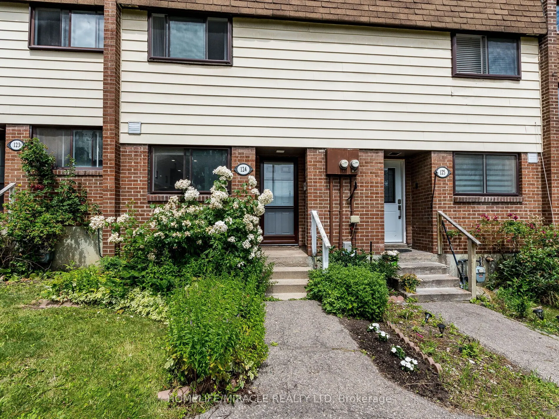 180 Mississauga Valley Boulevard #124
