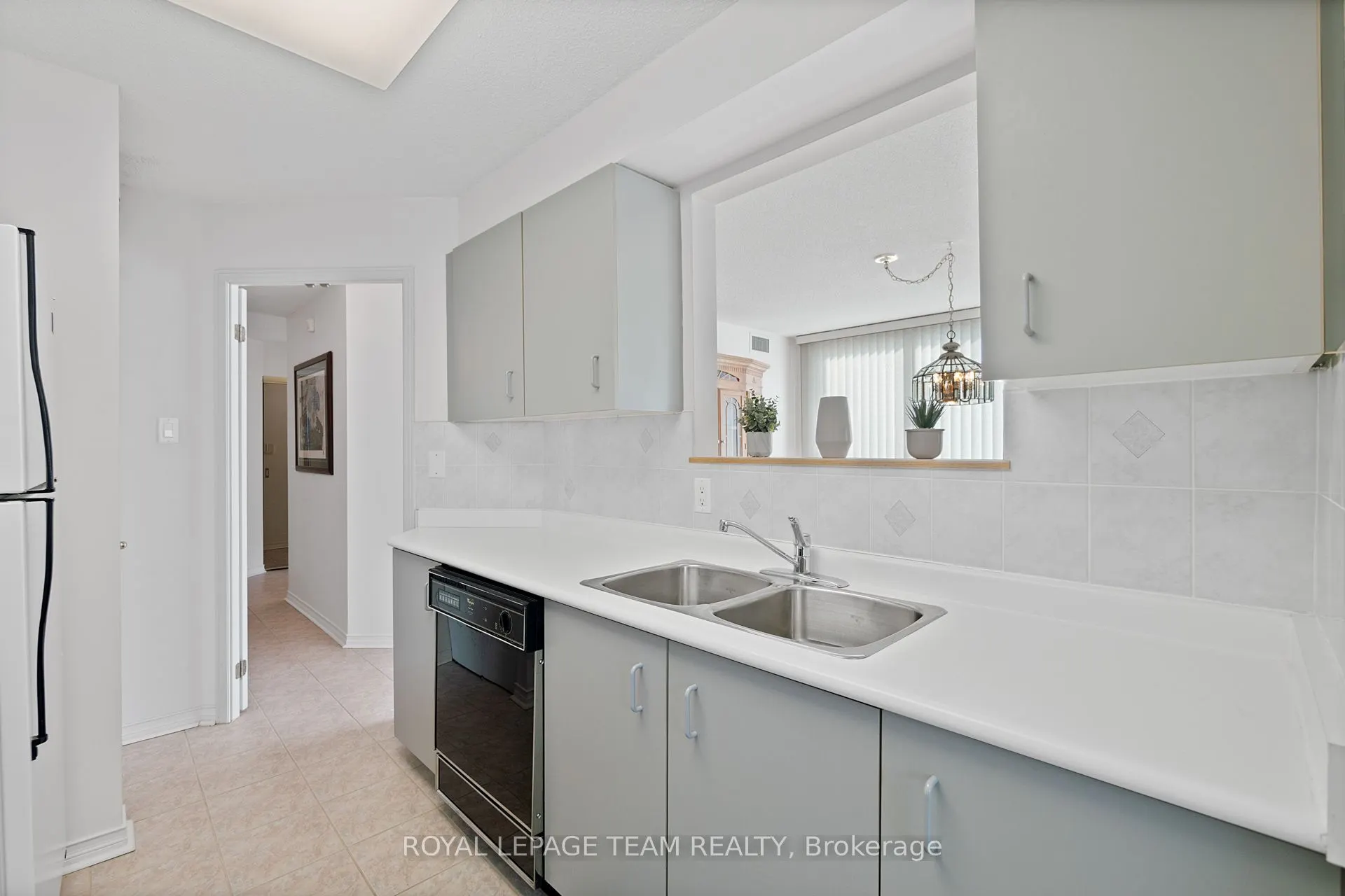 100 Millside Drive, #208