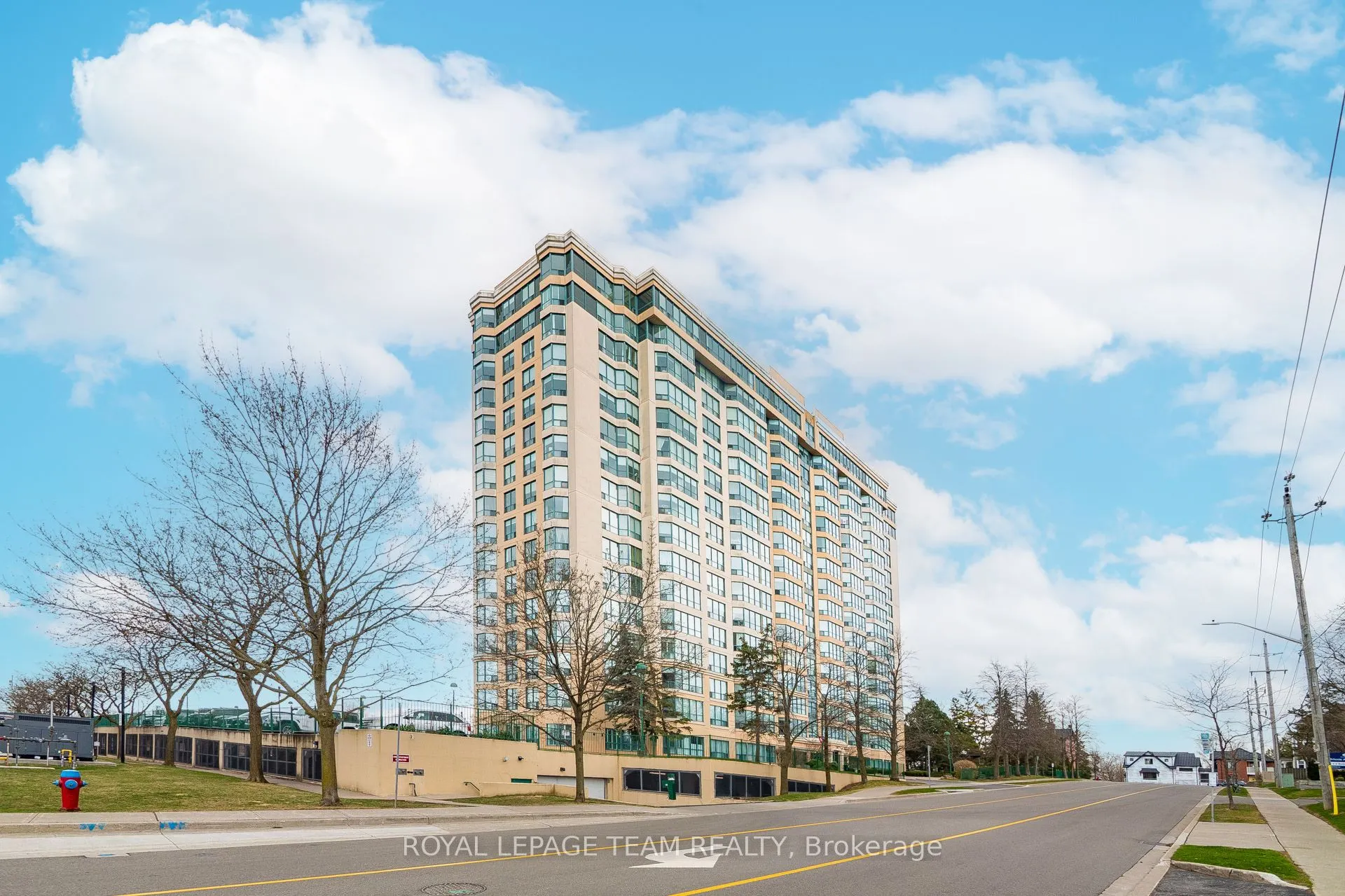 100 Millside Drive, #208