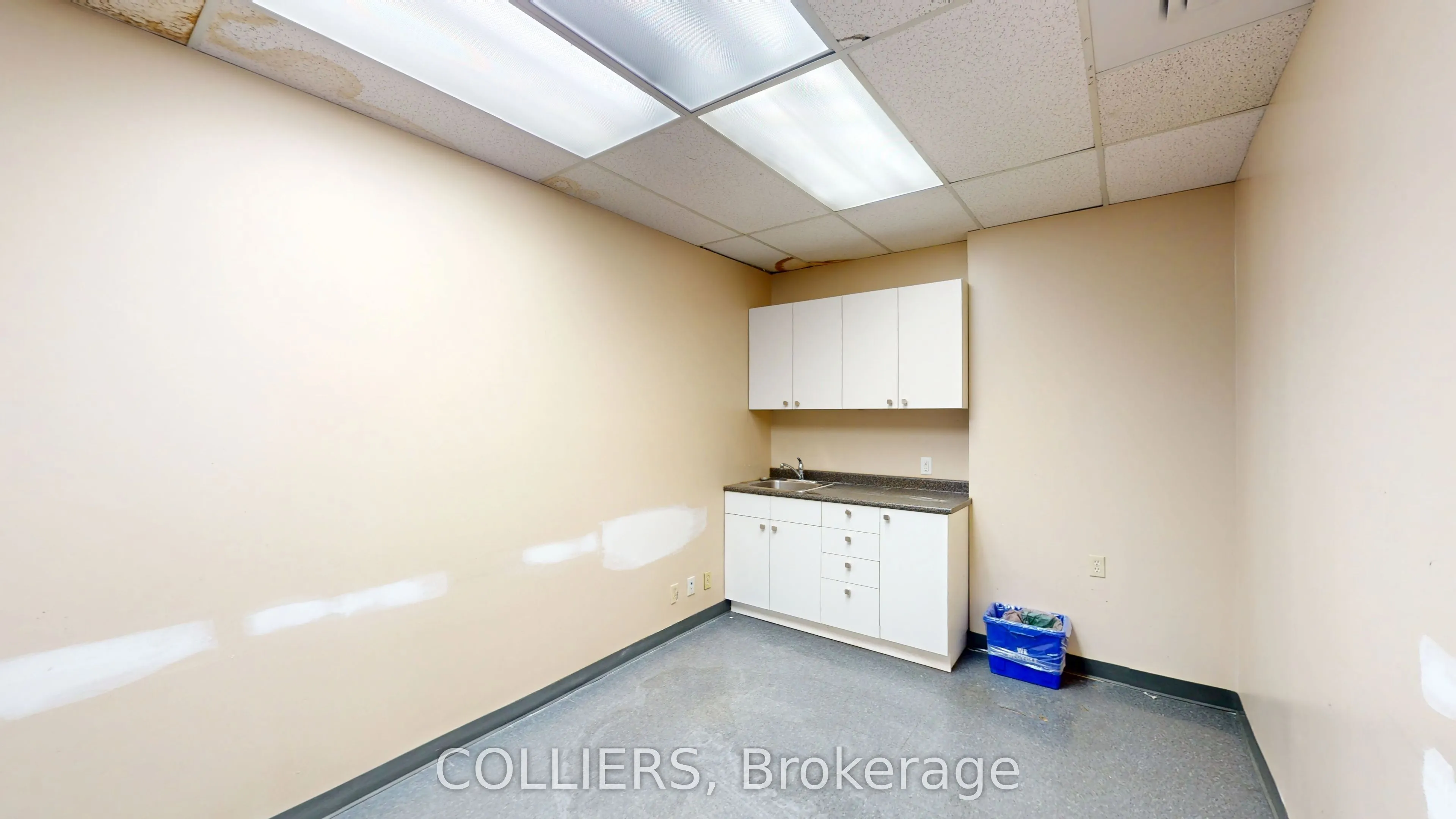5407 Eglinton Avenue W #103