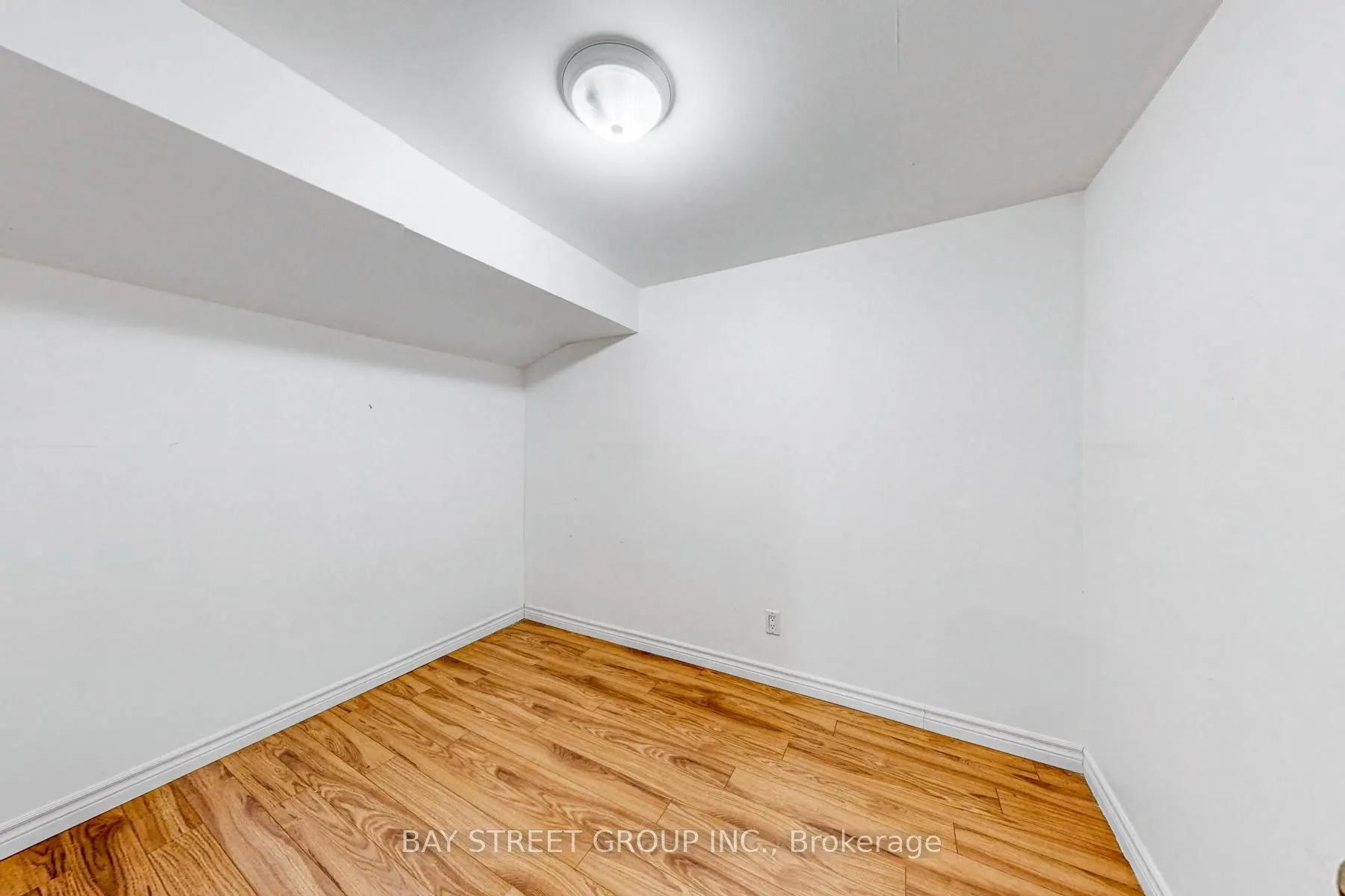 1232 Guelph Line, #13