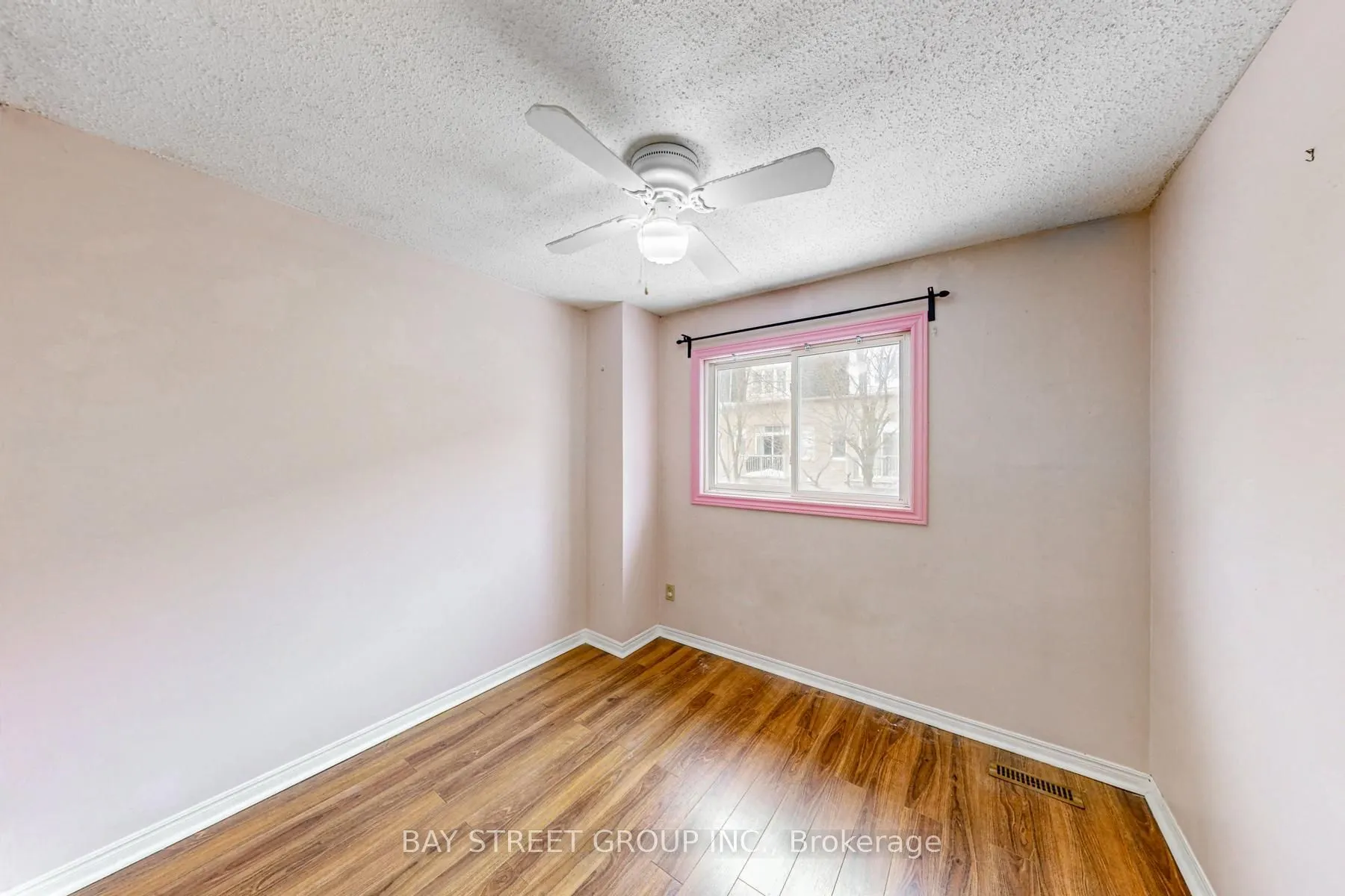 1232 Guelph Line, #13