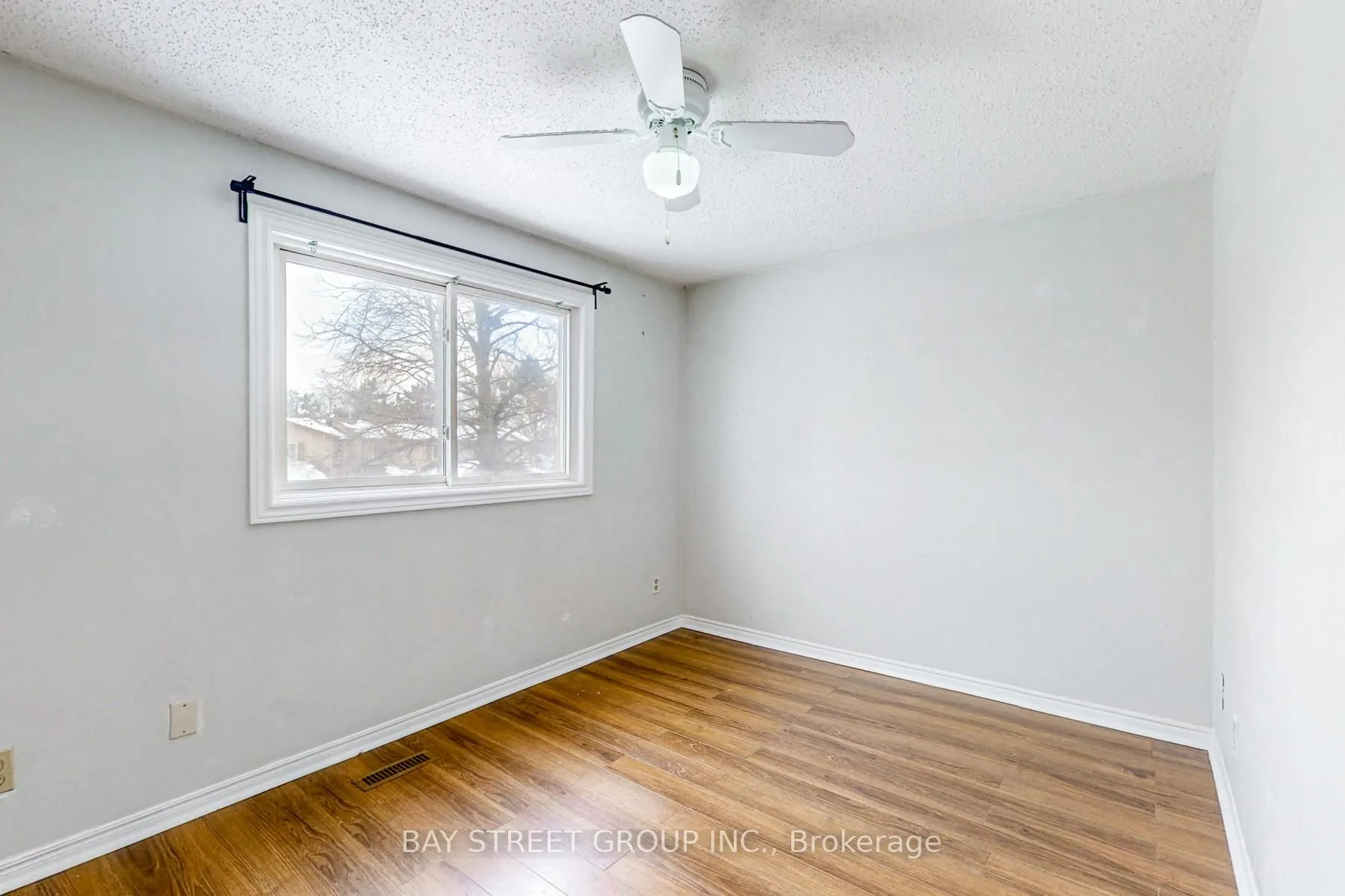 1232 Guelph Line, #13