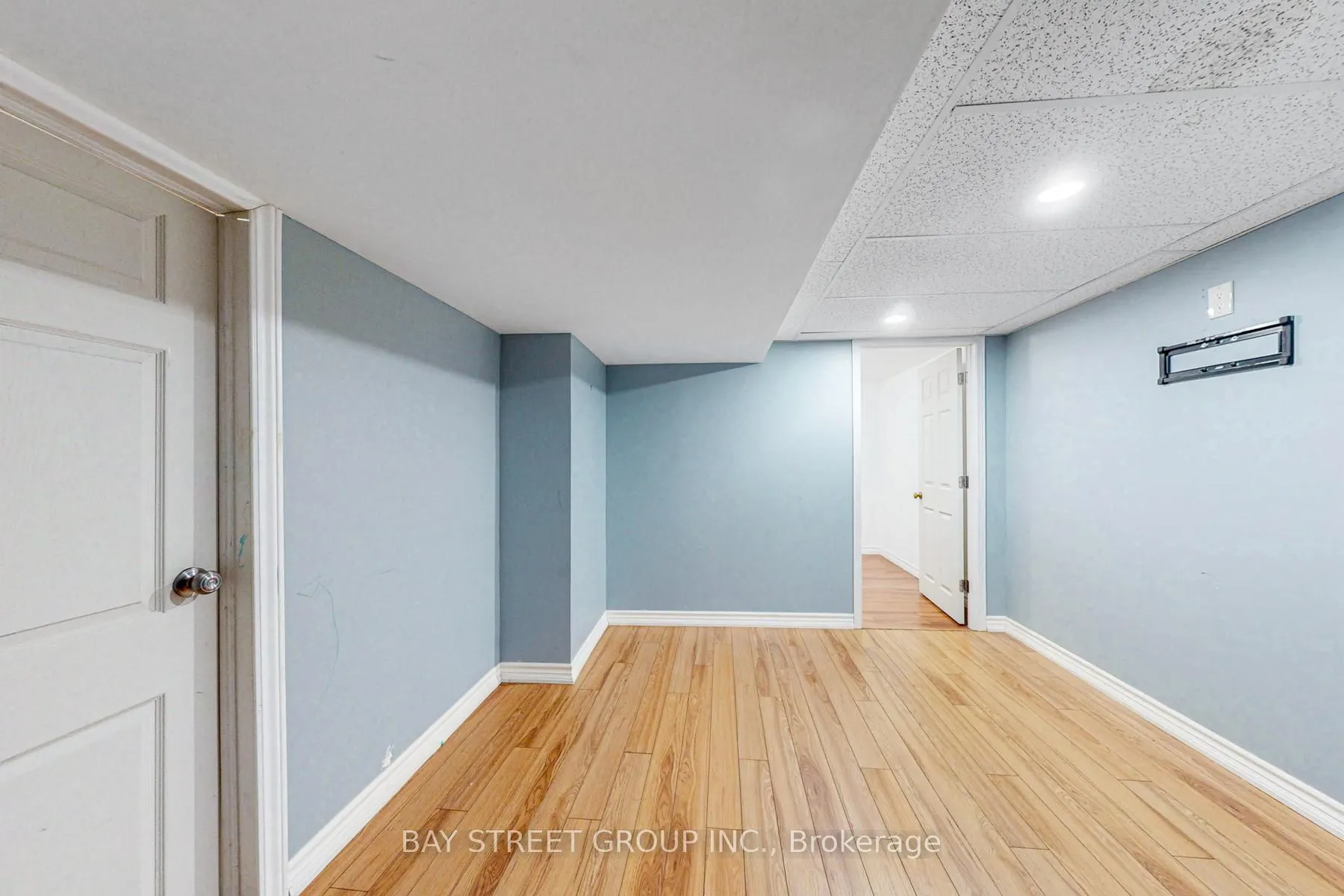 1232 Guelph Line, #13