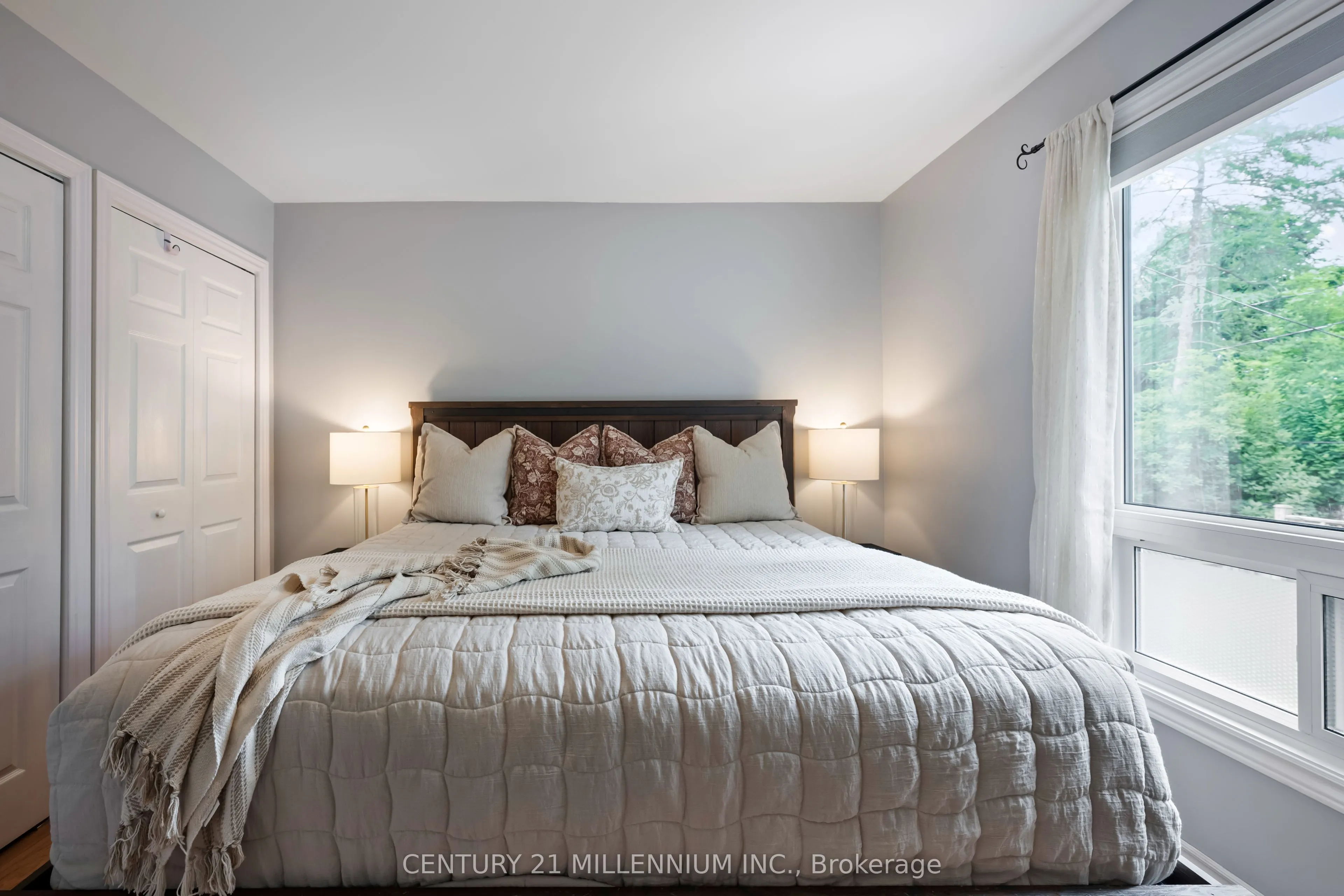 33 Caledonia Road