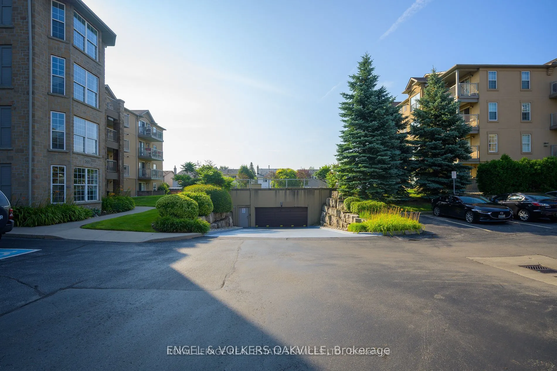 1810 Walkers Line, #308