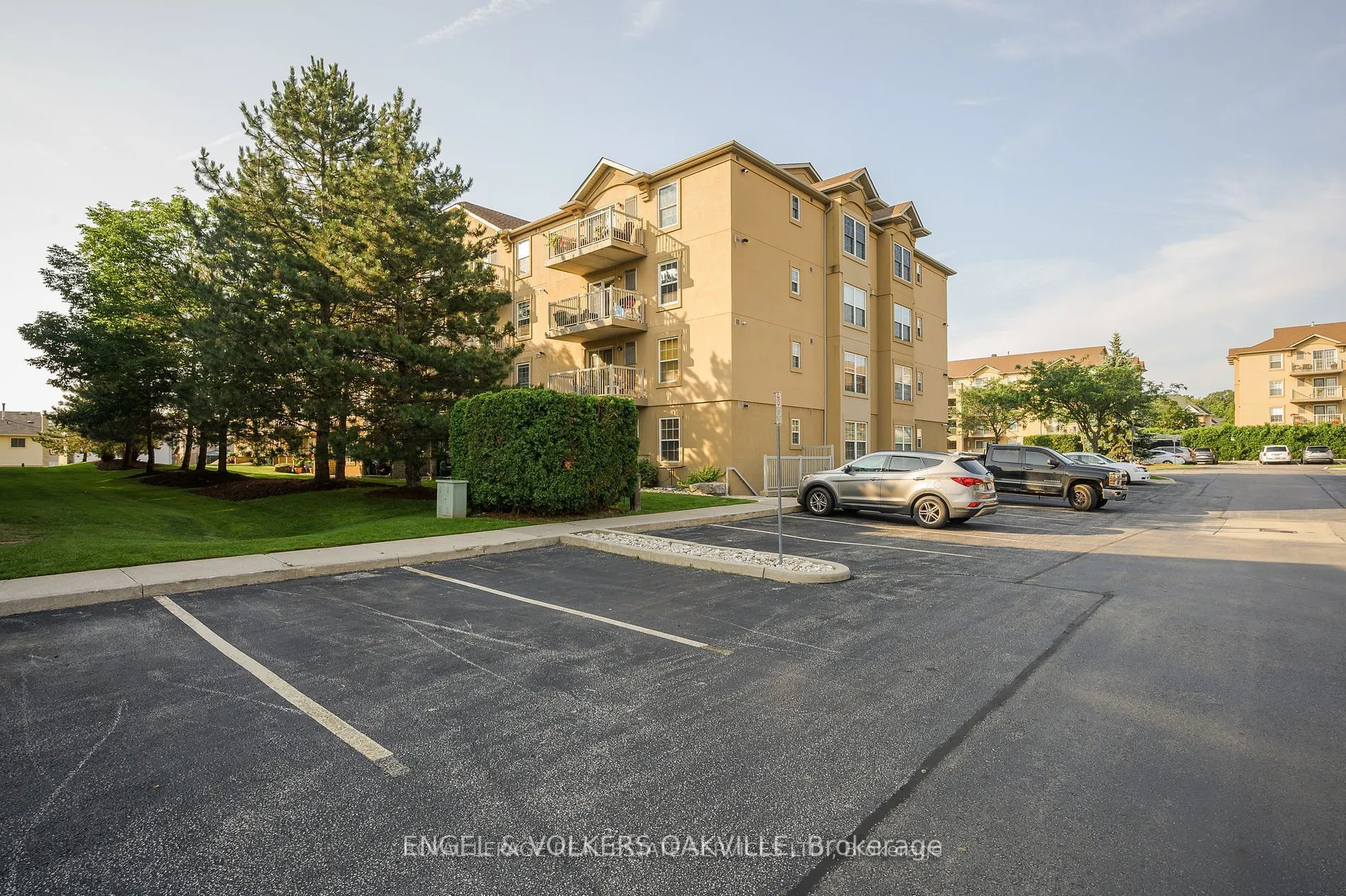 1810 Walkers Line, #308