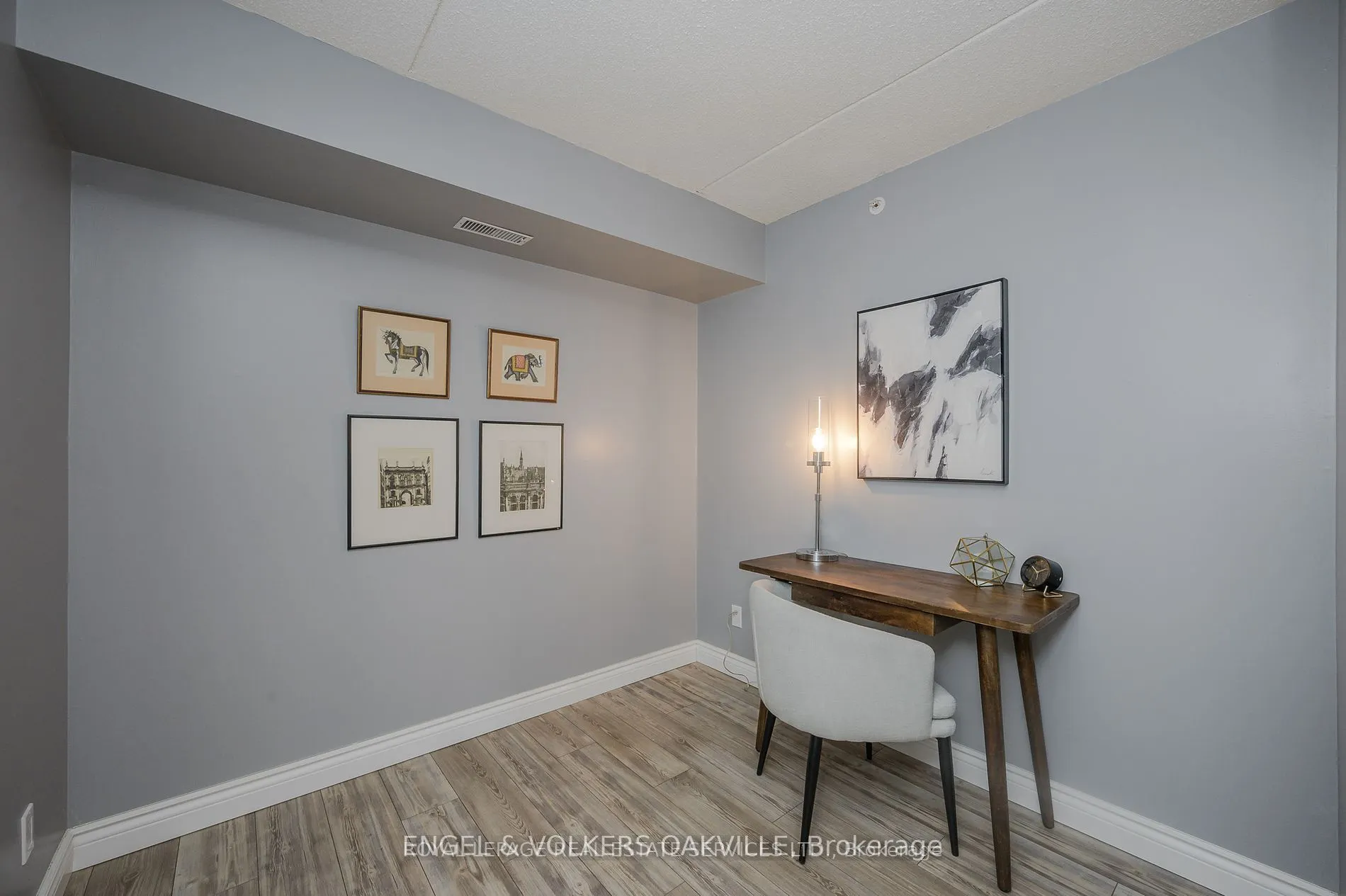 1810 Walkers Line, #308