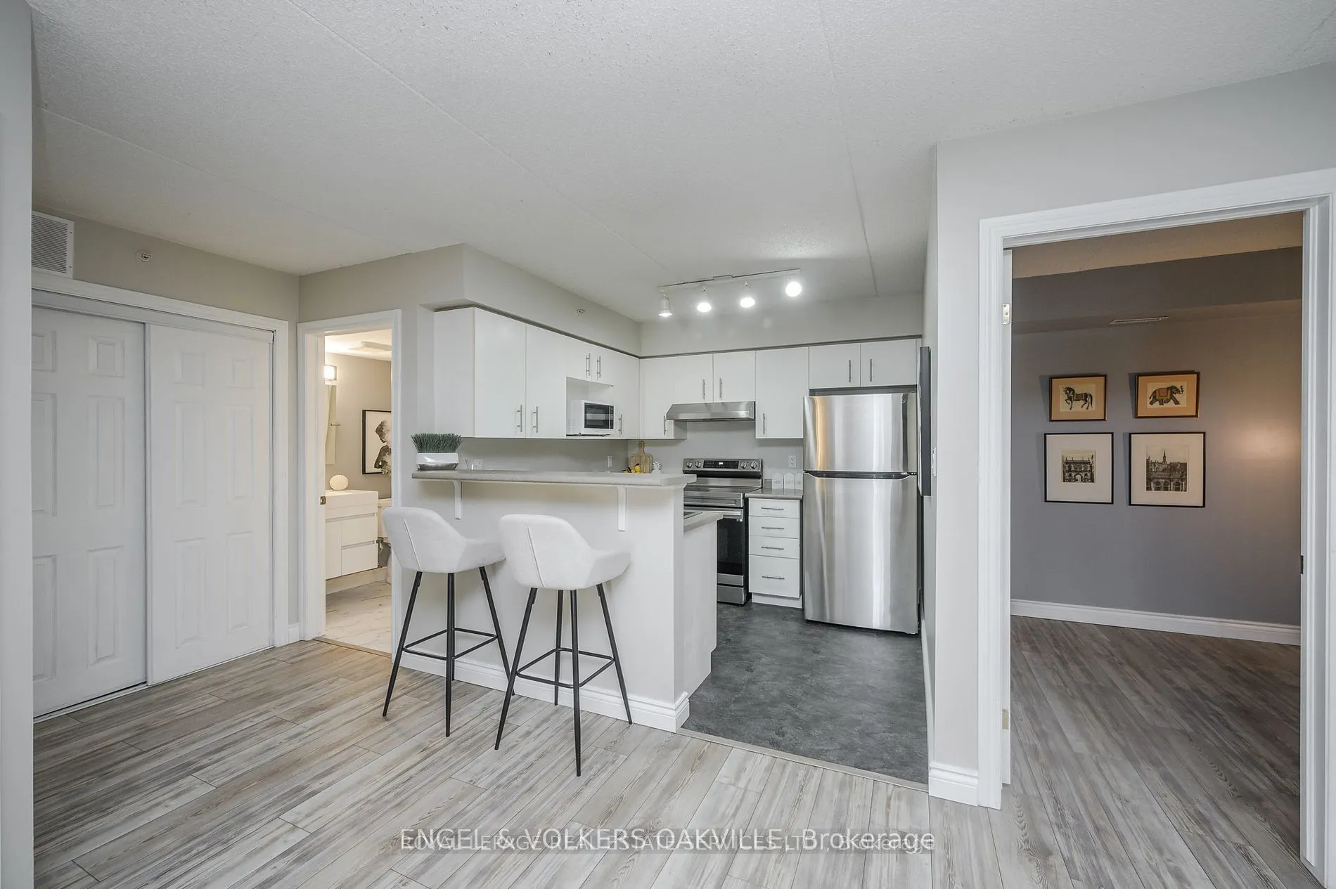 1810 Walkers Line, #308