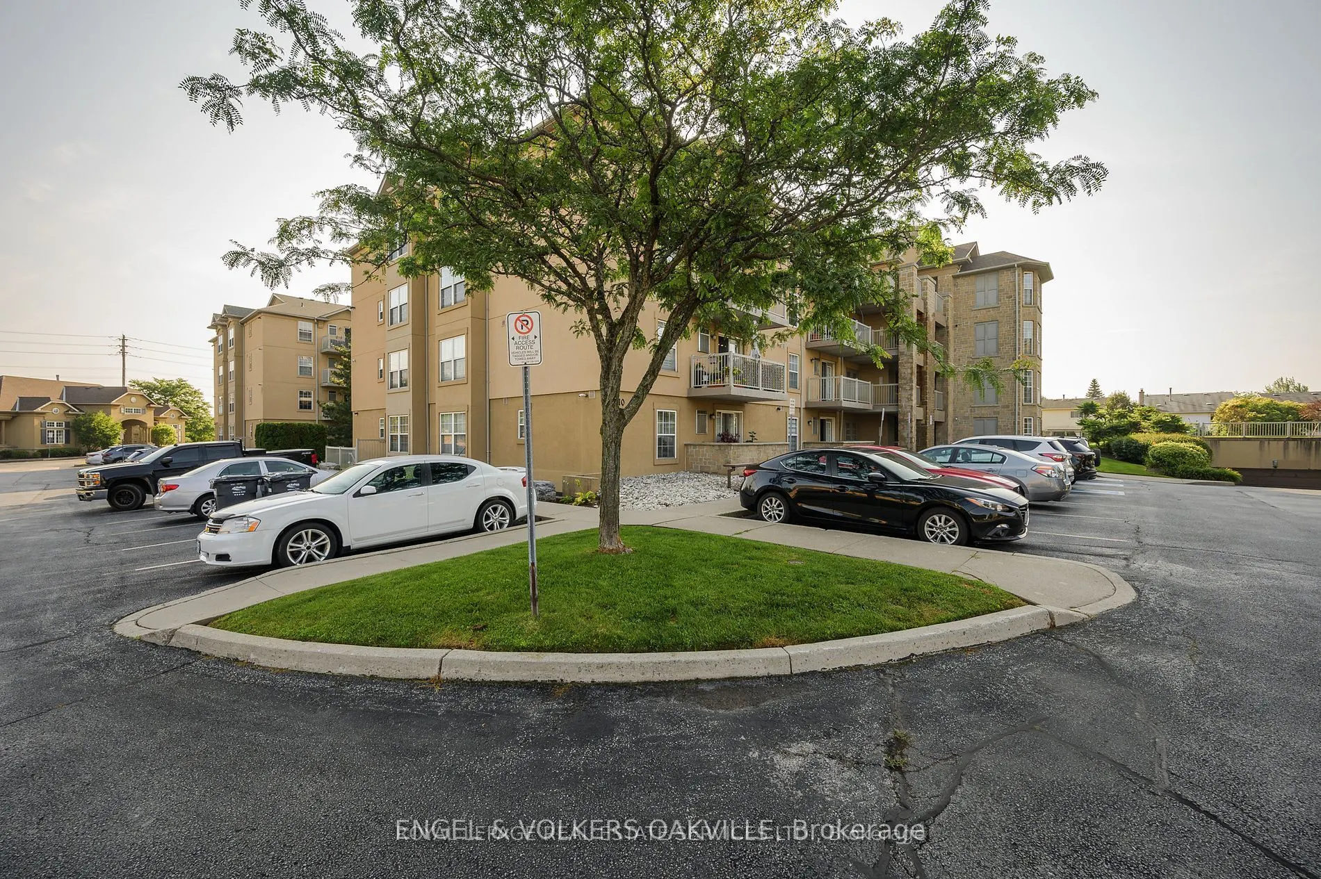 1810 Walkers Line, #308