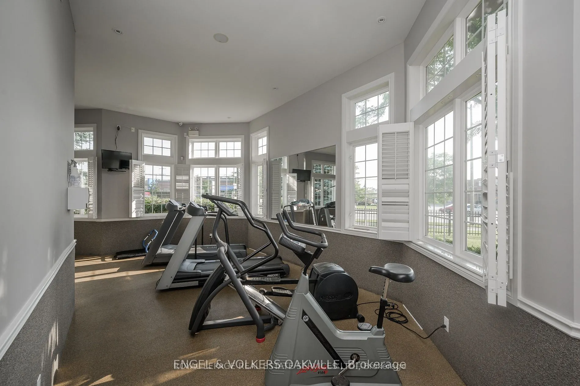 1810 Walkers Line, #308