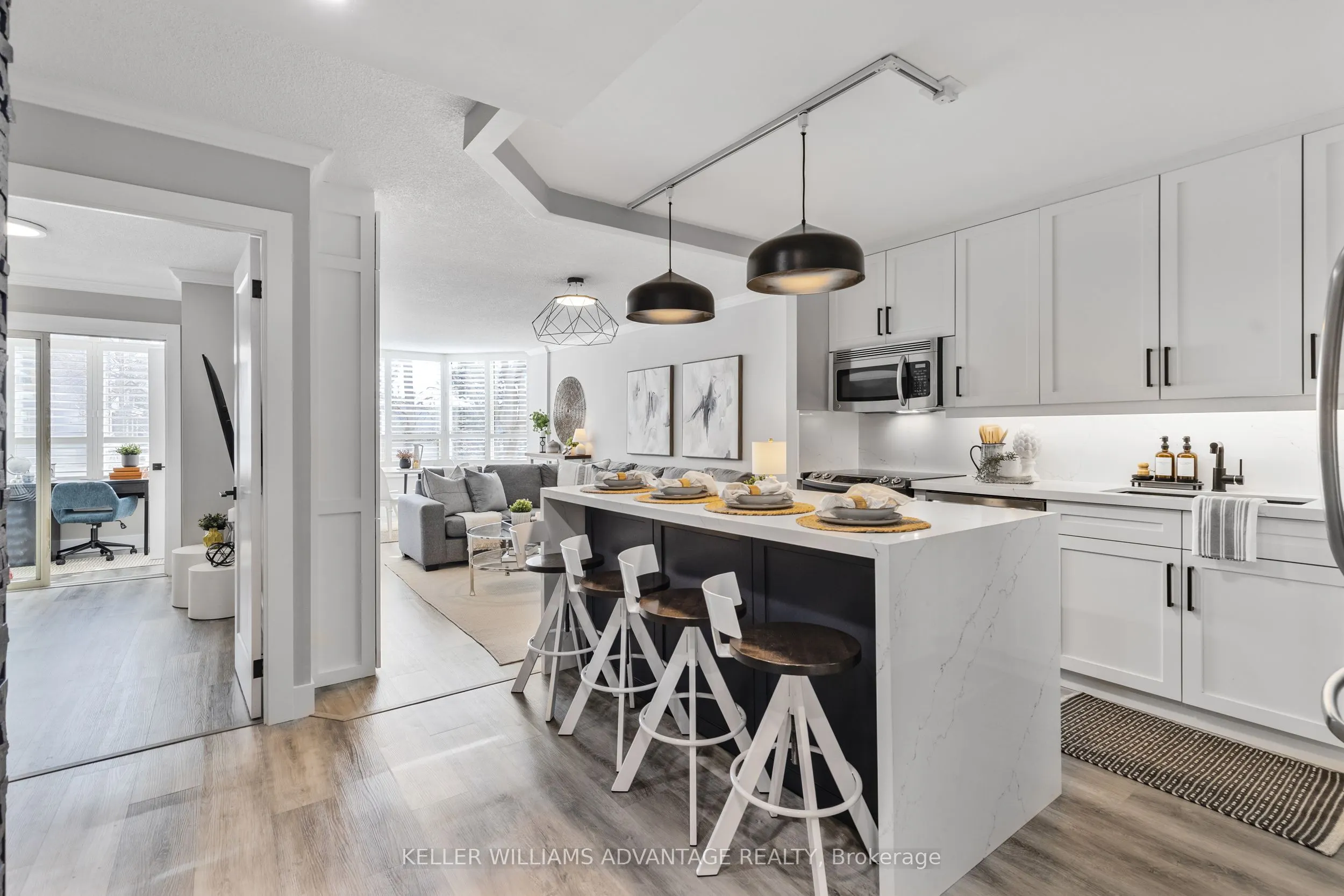 1270 Maple Crossing Boulevard, #208