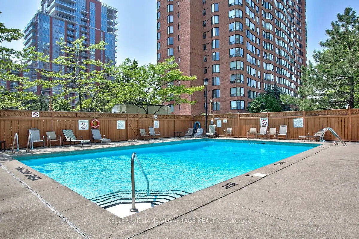 1270 Maple Crossing Boulevard, #208