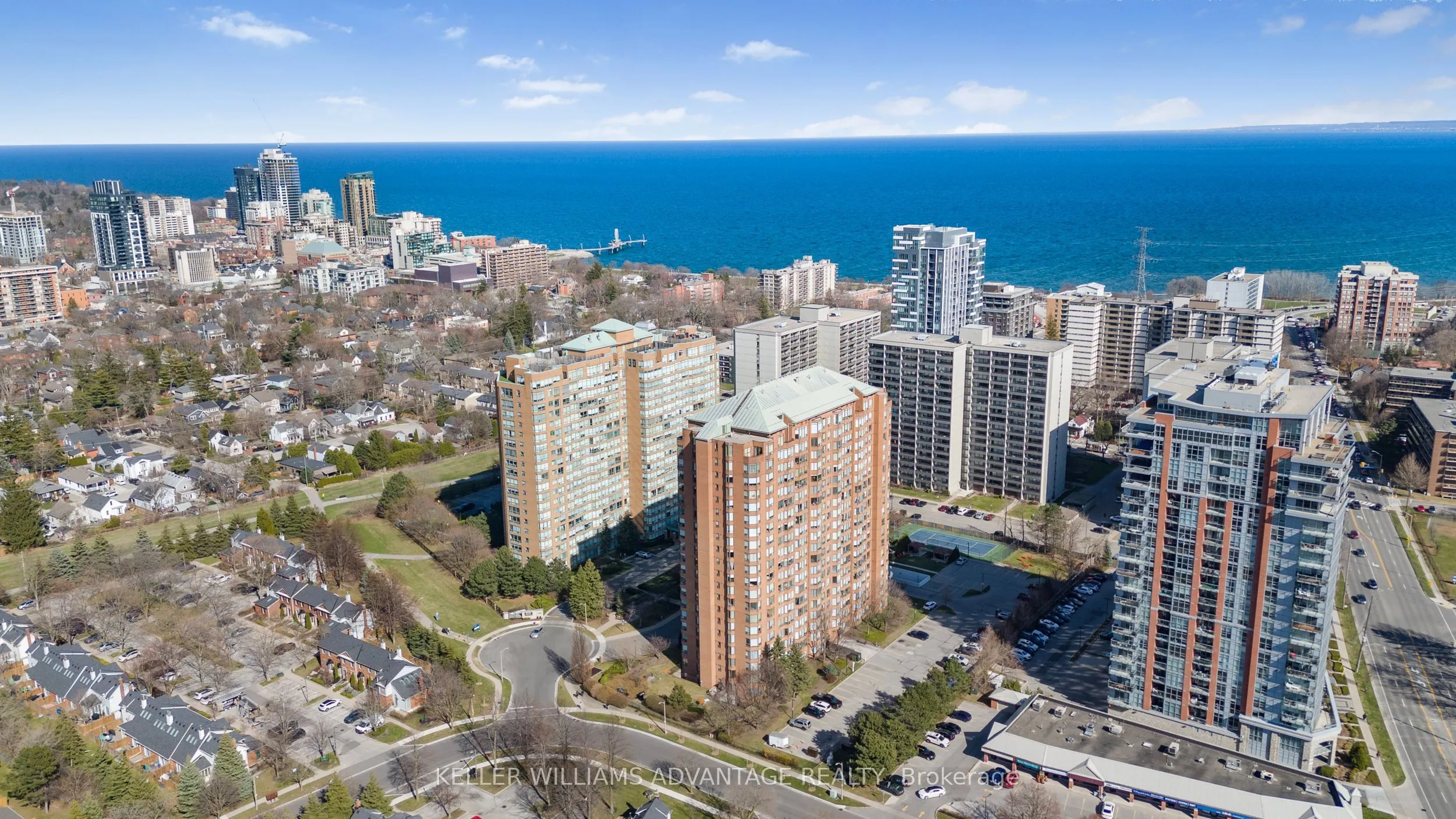 1270 Maple Crossing Boulevard, #208