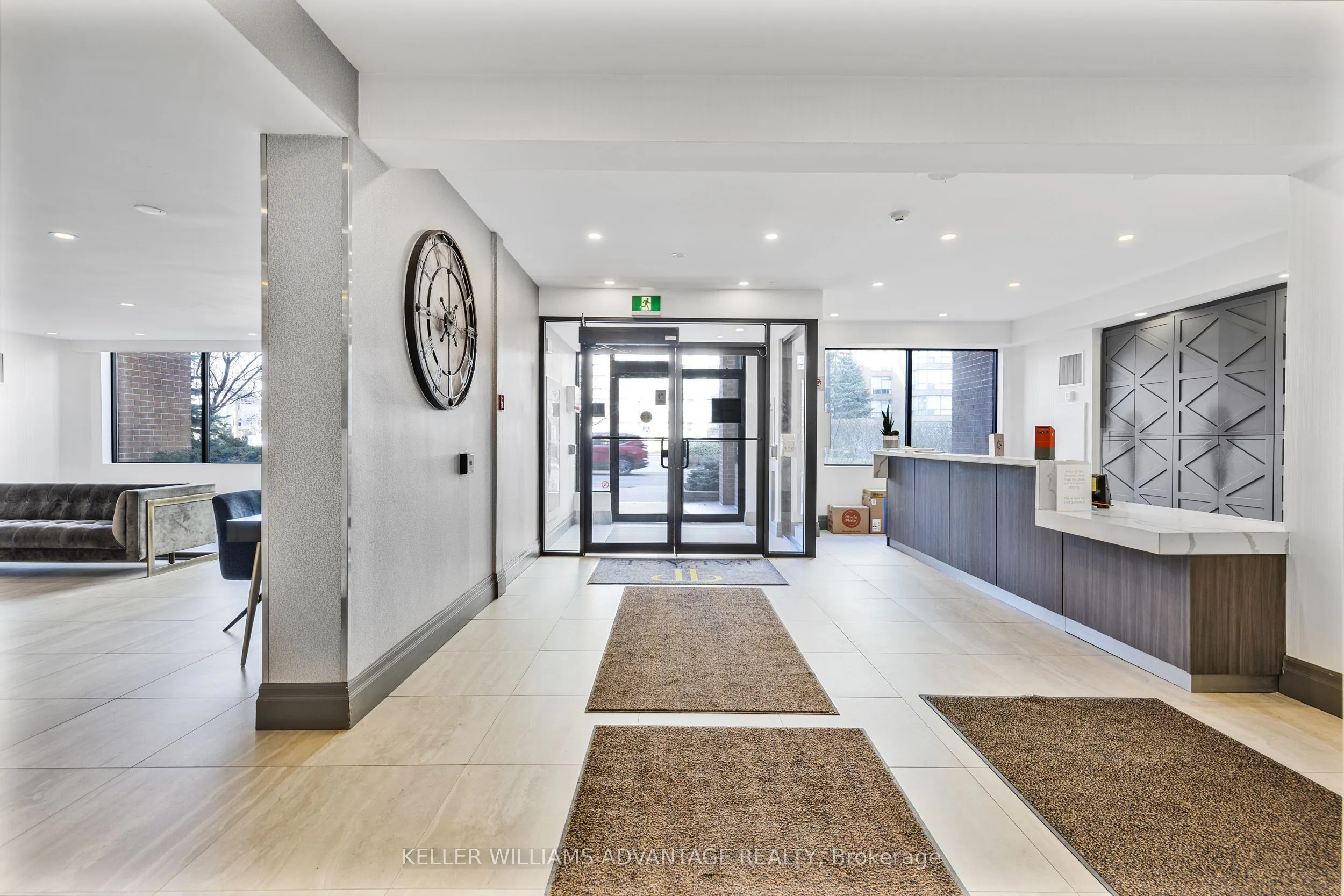 1270 Maple Crossing Boulevard, #208