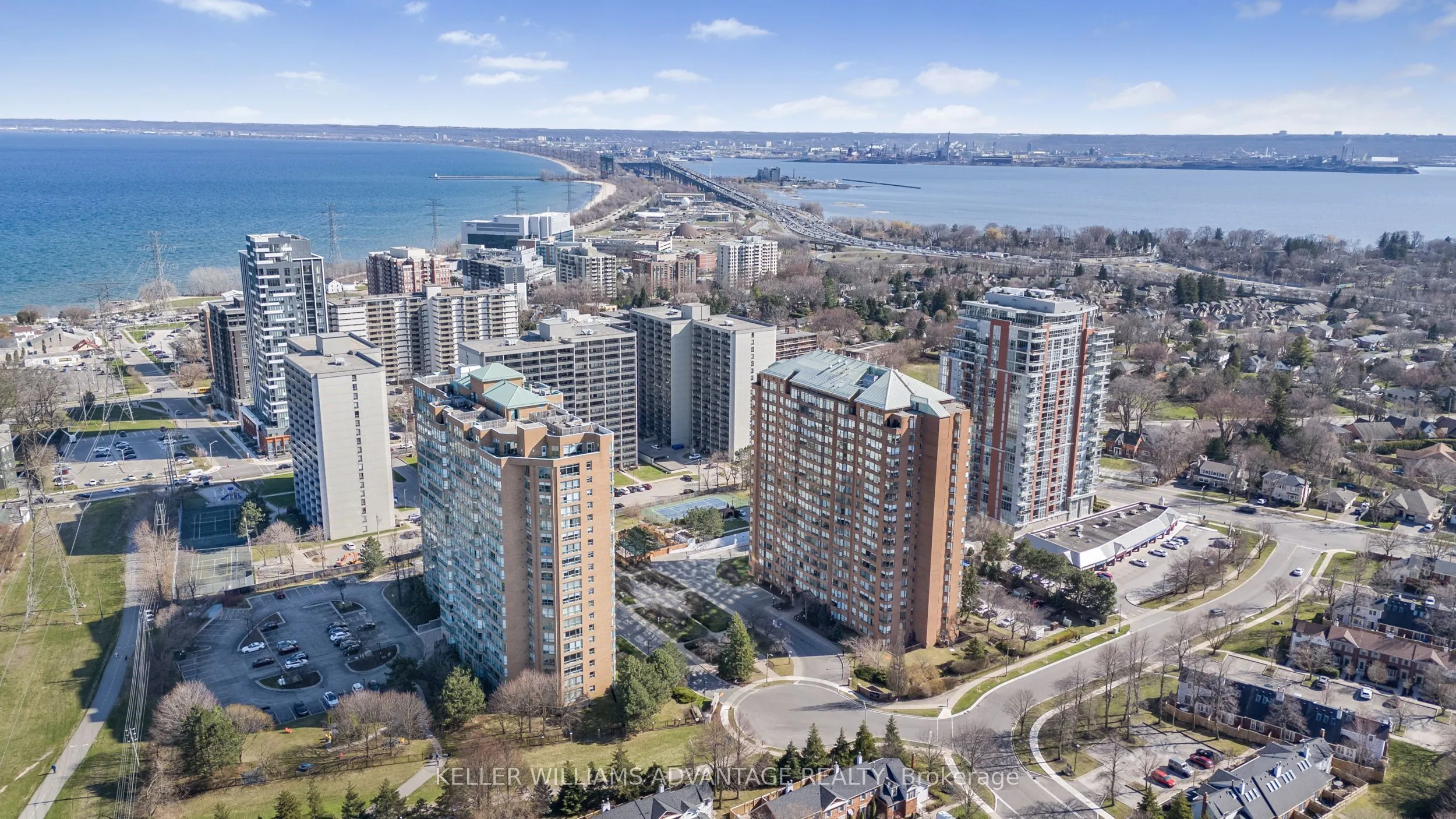 1270 Maple Crossing Boulevard, #208