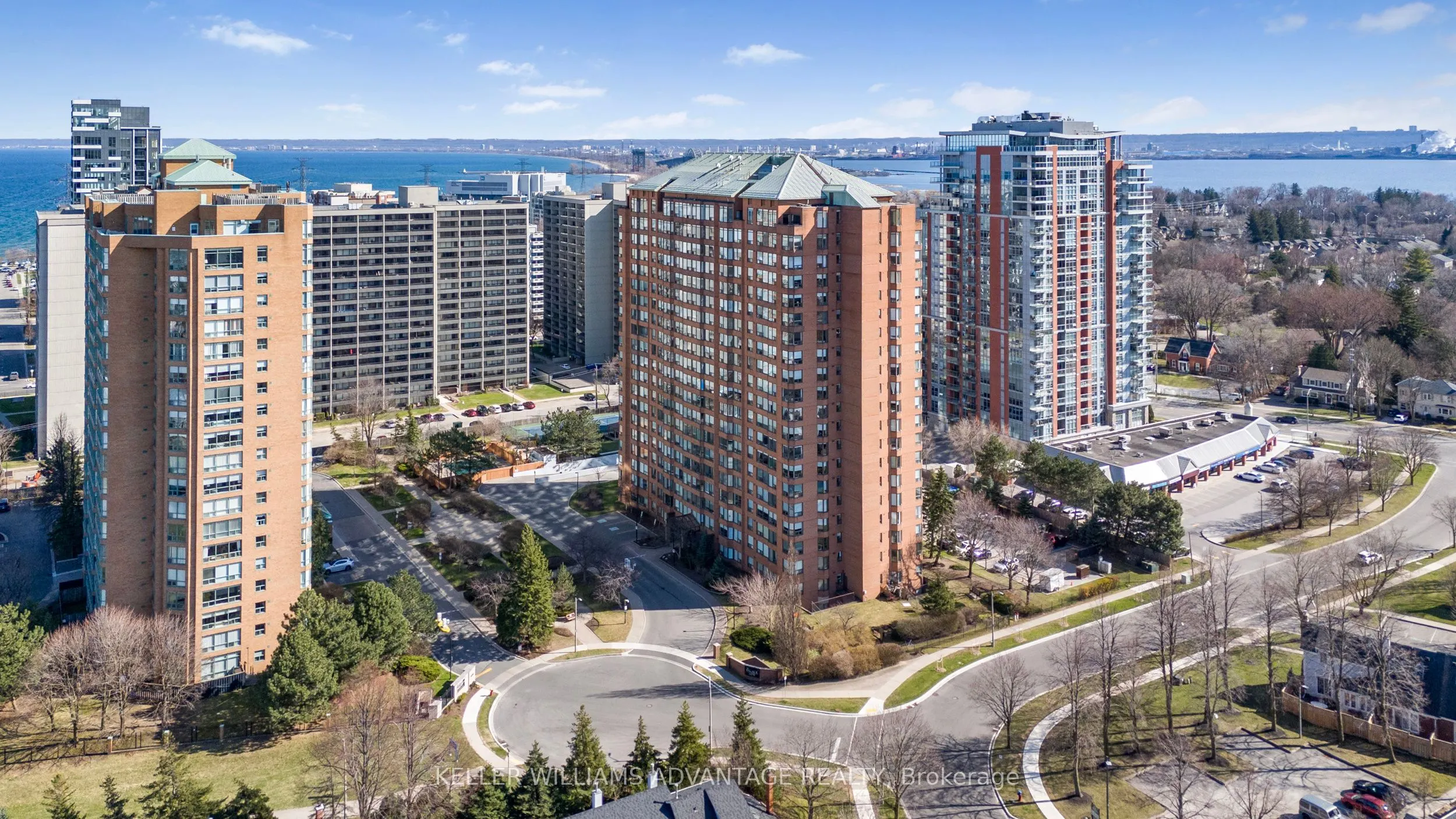 1270 Maple Crossing Boulevard, #208