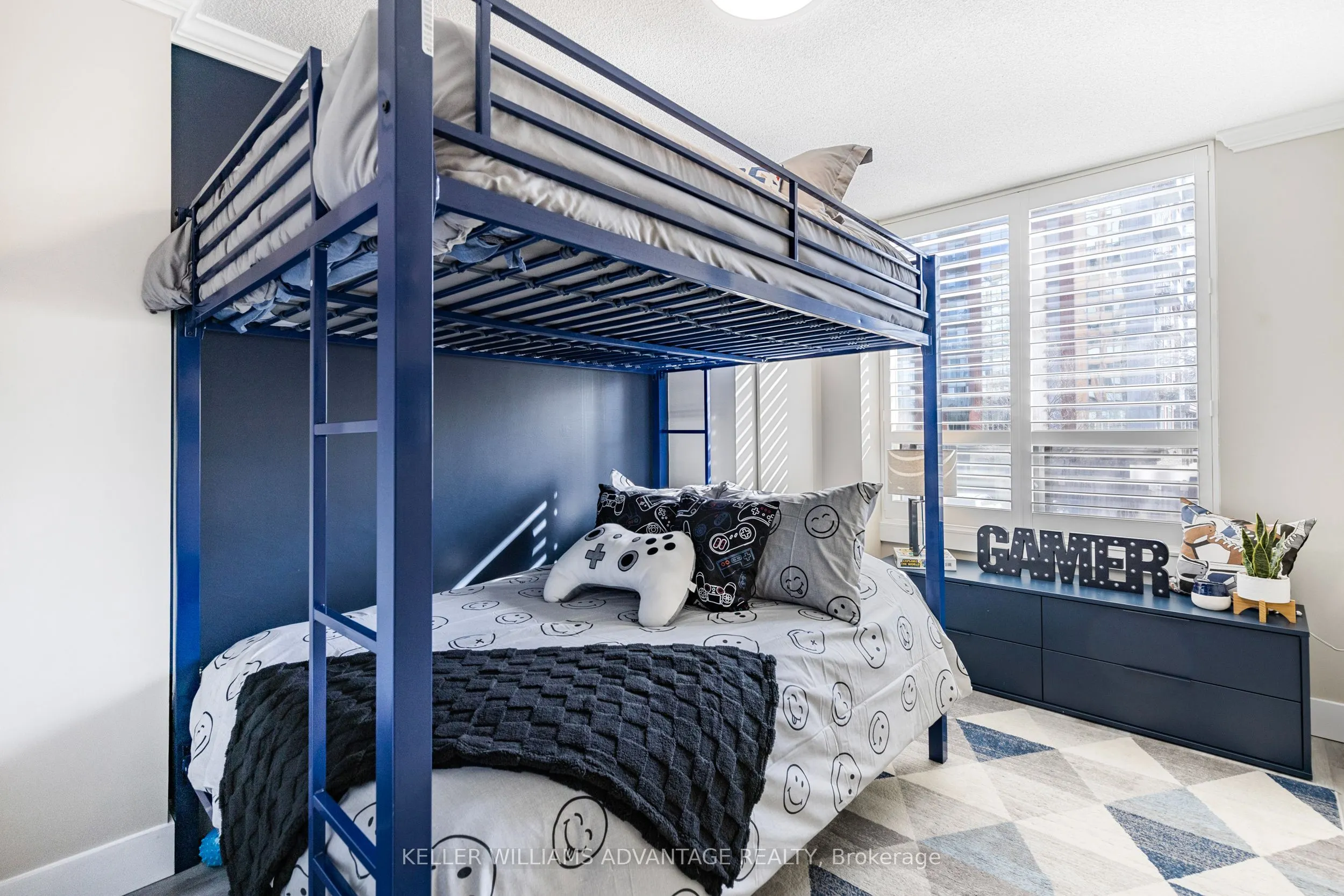 1270 Maple Crossing Boulevard, #208