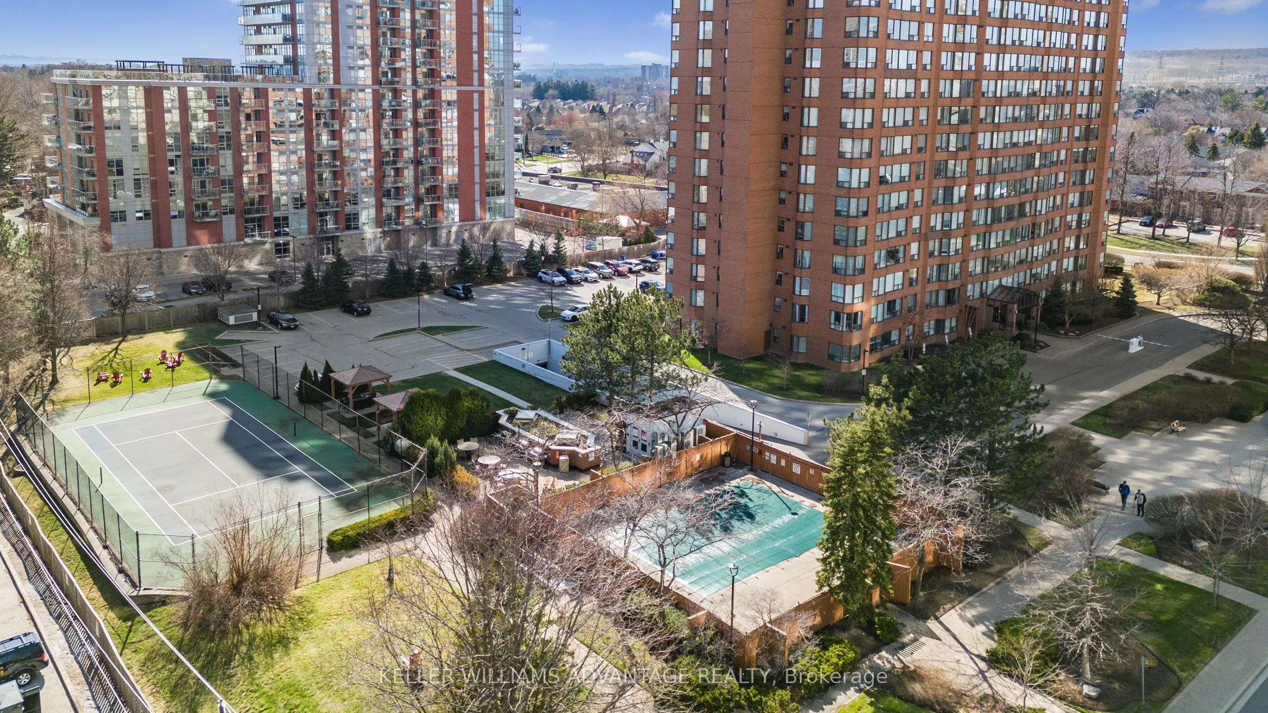 1270 Maple Crossing Boulevard, #208
